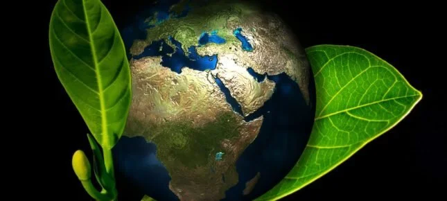 Er verden i ferd med å falle fra hverandre?