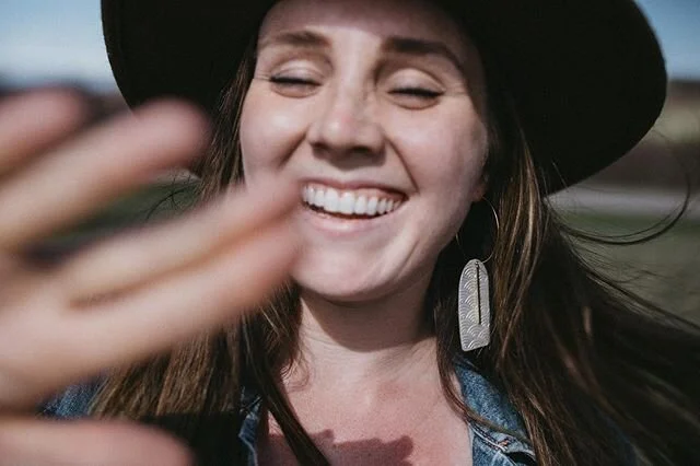 @samantharauscher with her Spock hands, pushing my camera out of her face feels like a very good representation of our older sister, younger sister dynamic (read: I am too much). Thank the universe for the older siblings that are &ldquo;too much&rdqu