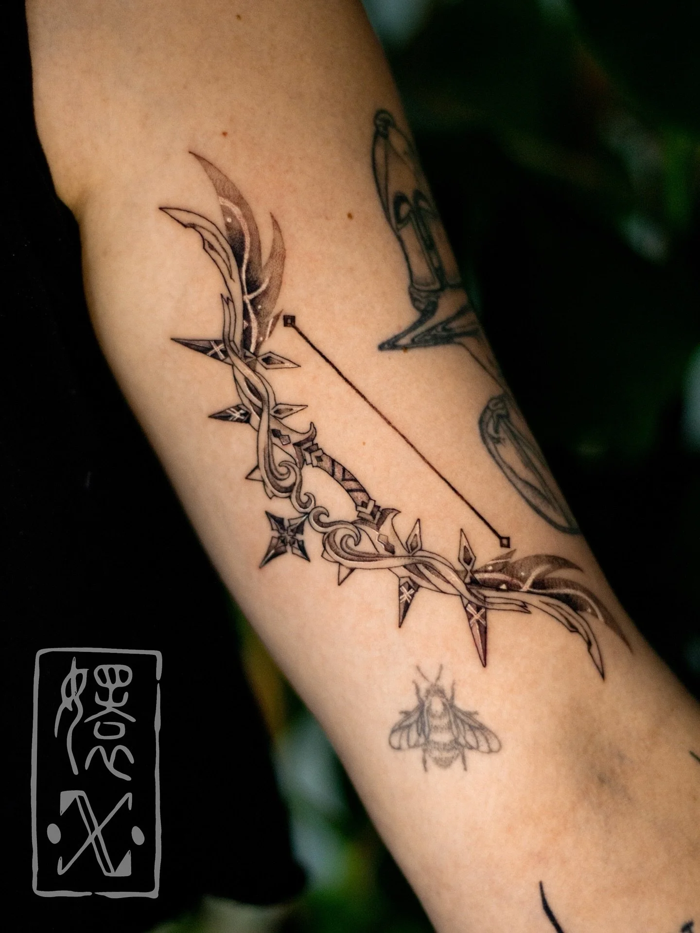 ✩ Polar Star ✩ Tartaglia for Melissa! So happy to see clients&rsquo; journey from none gaming pieces to more nerdy tattoos ♡︎ 

I see you and you always have a place to vent about games with me. What games are you playing recently?

Done @cakeisaliet