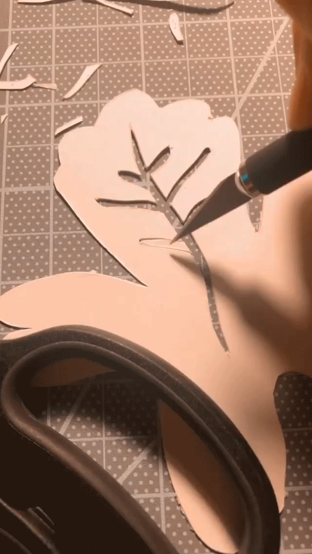 ff2d143711c744b9a5598124a95add9a.gif