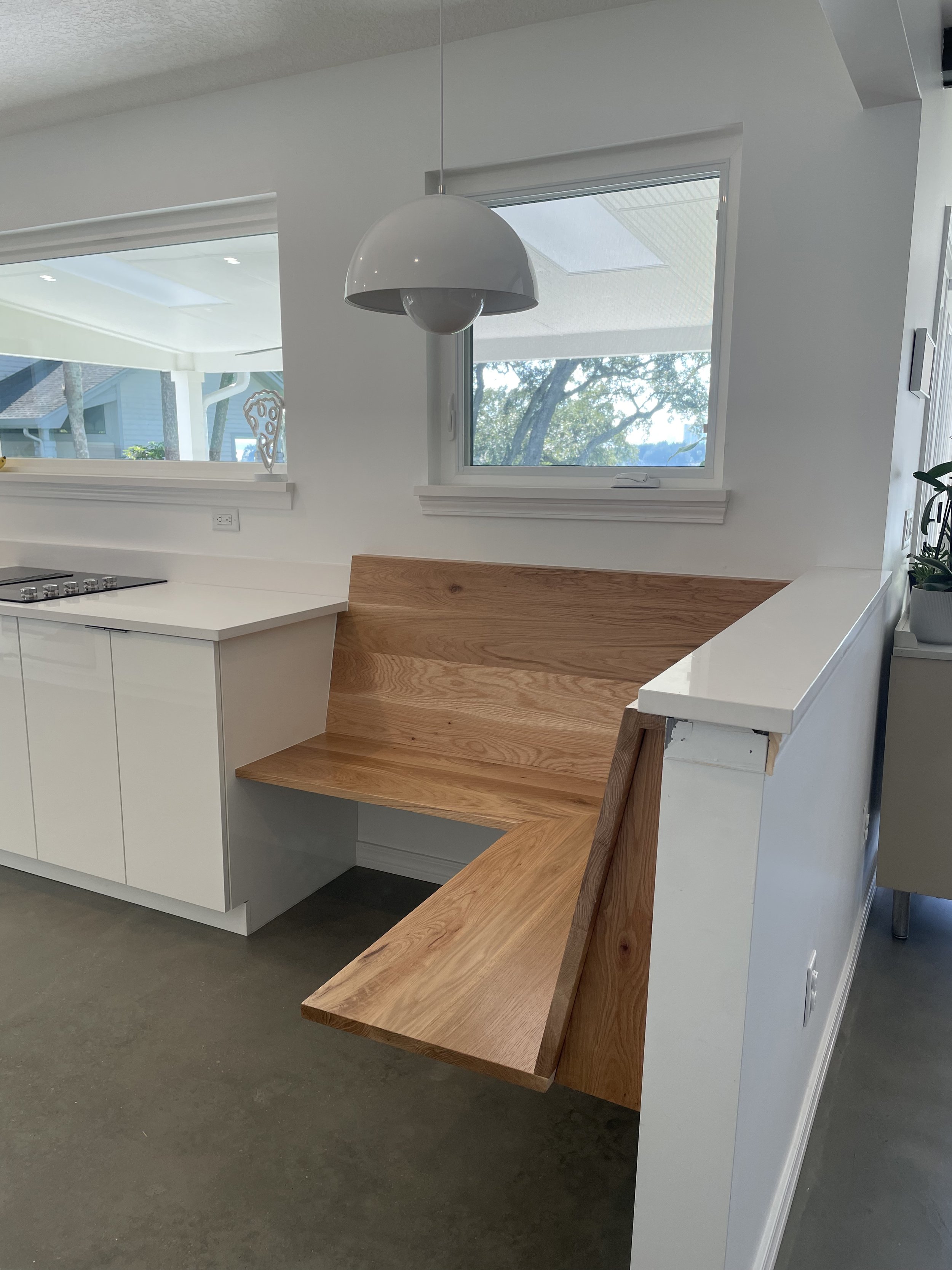 dinettebench2.jpg