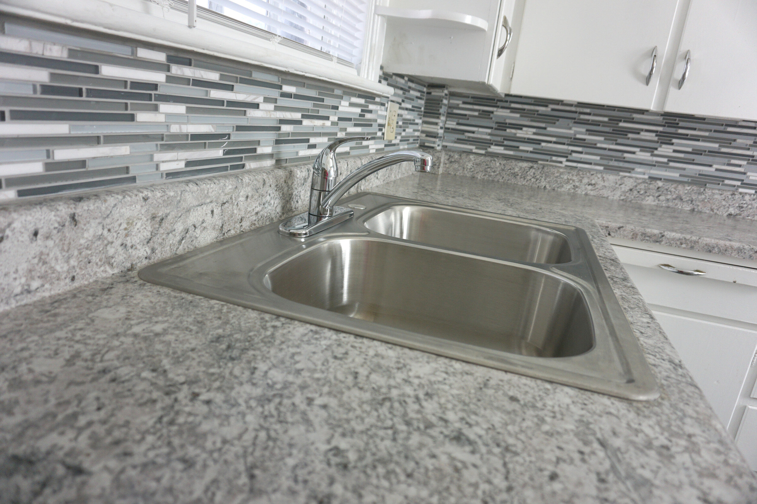 Buckingham Manor Apartments For Rent — THRIVE STREET LIVING REAL ESTATE