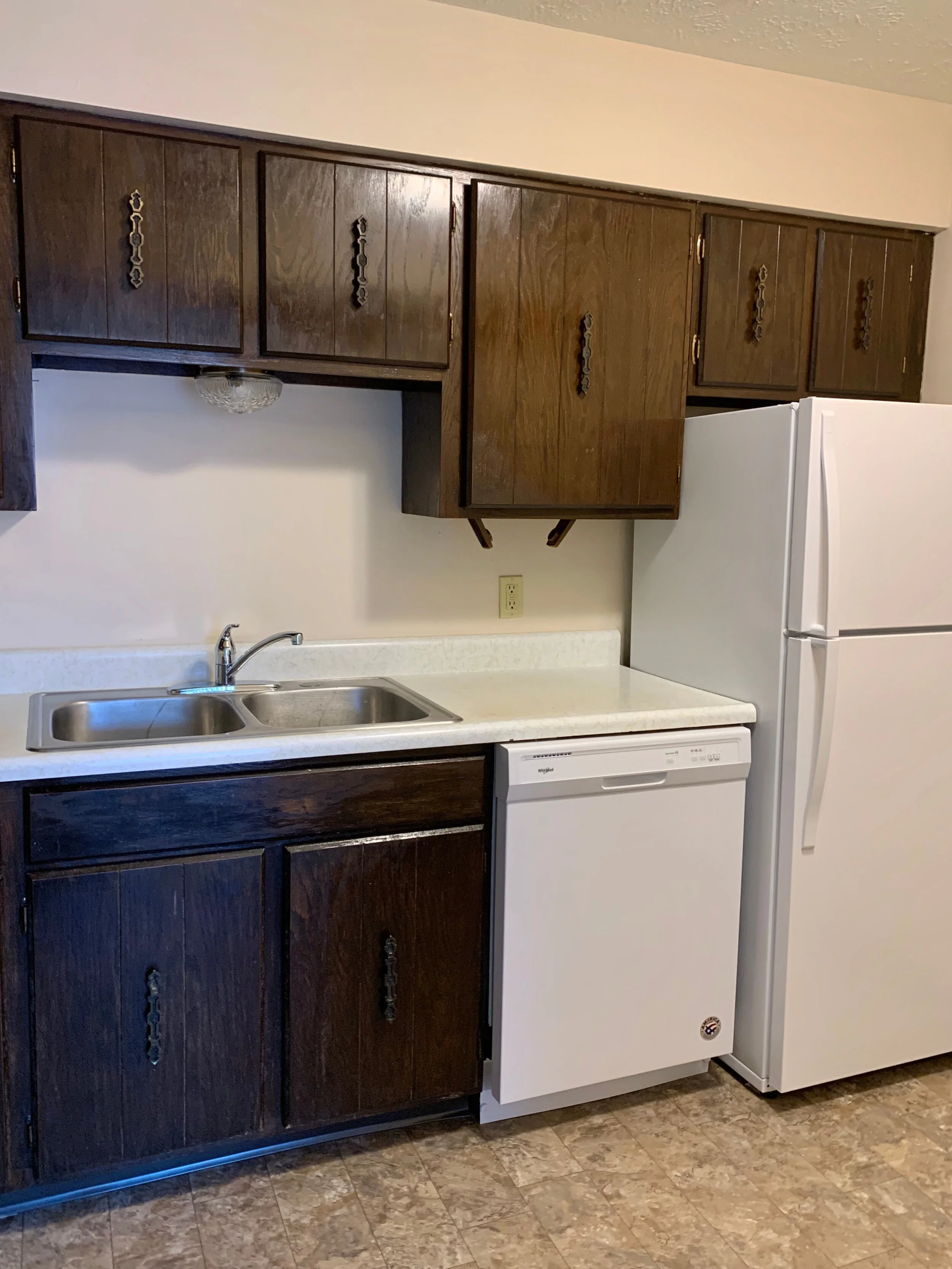 Villas De Amor Aksarben Apartments for Rent — THRIVE STREET LIVING REAL ESTATE APARTMENTS FOR RENT