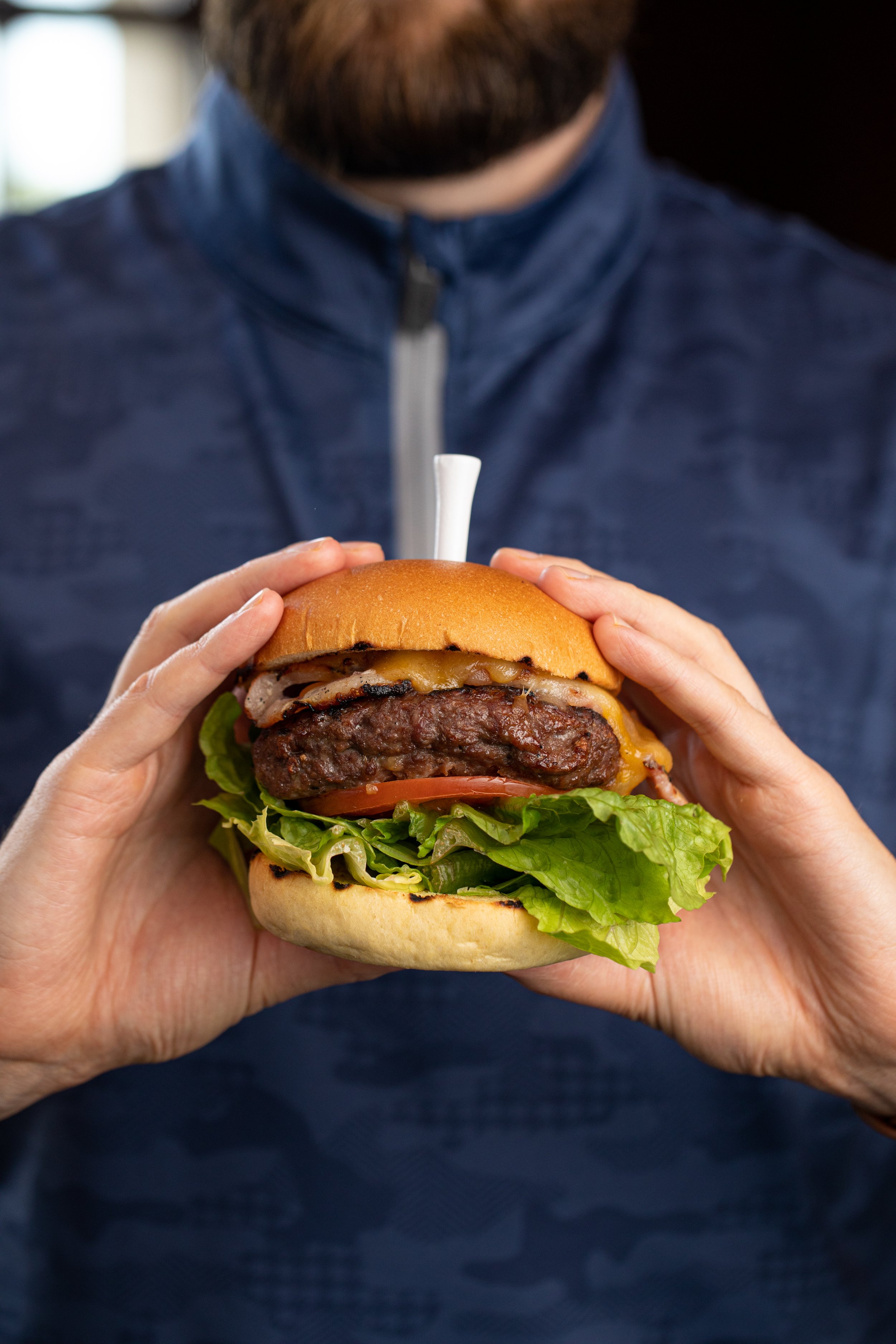 2022-08-19_BeefBurger_ClairIrwin_15.jpg