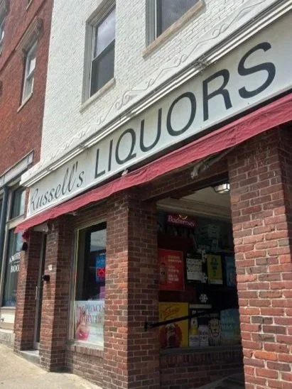 Russell's Liquor