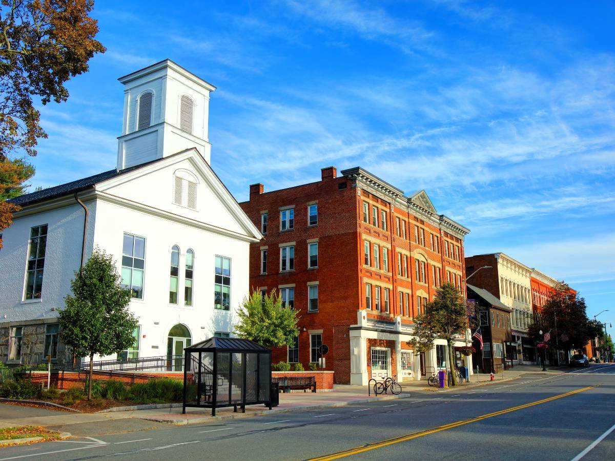 Downtown Amherst Picture.jpg