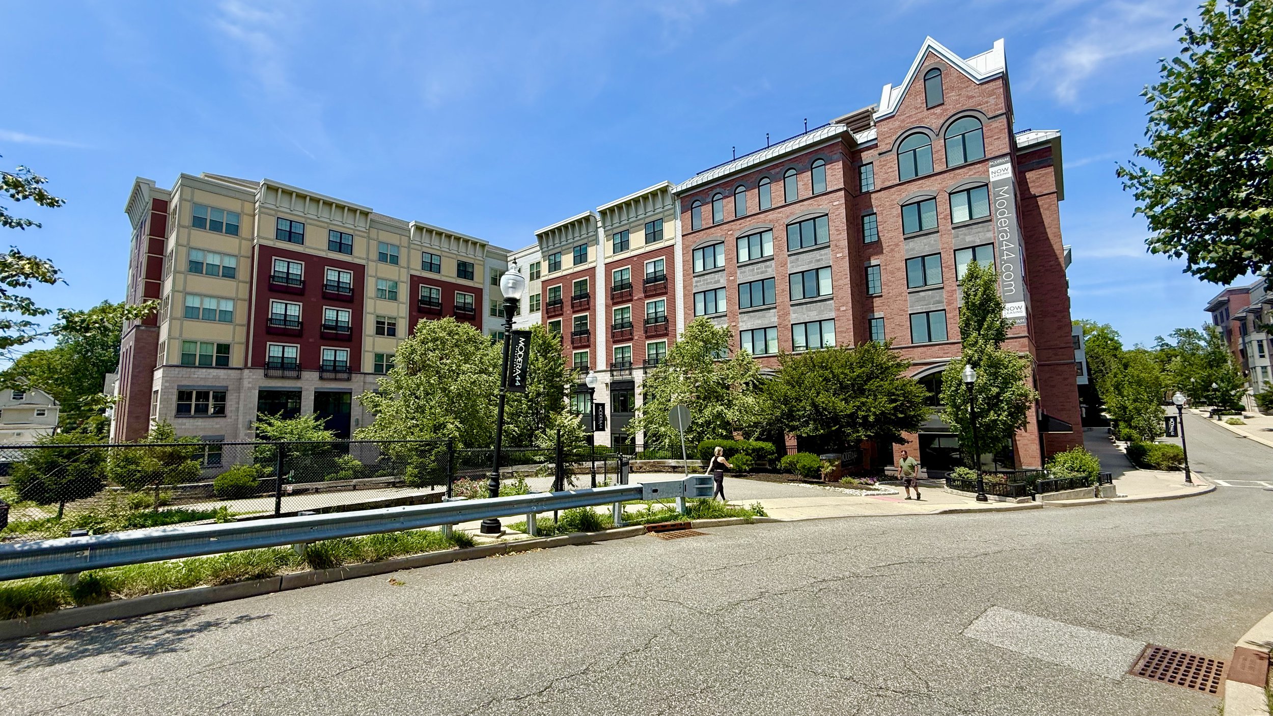 Afeeto-Modera-44-Morristown-NJ-BD-Exterior-2.jpeg