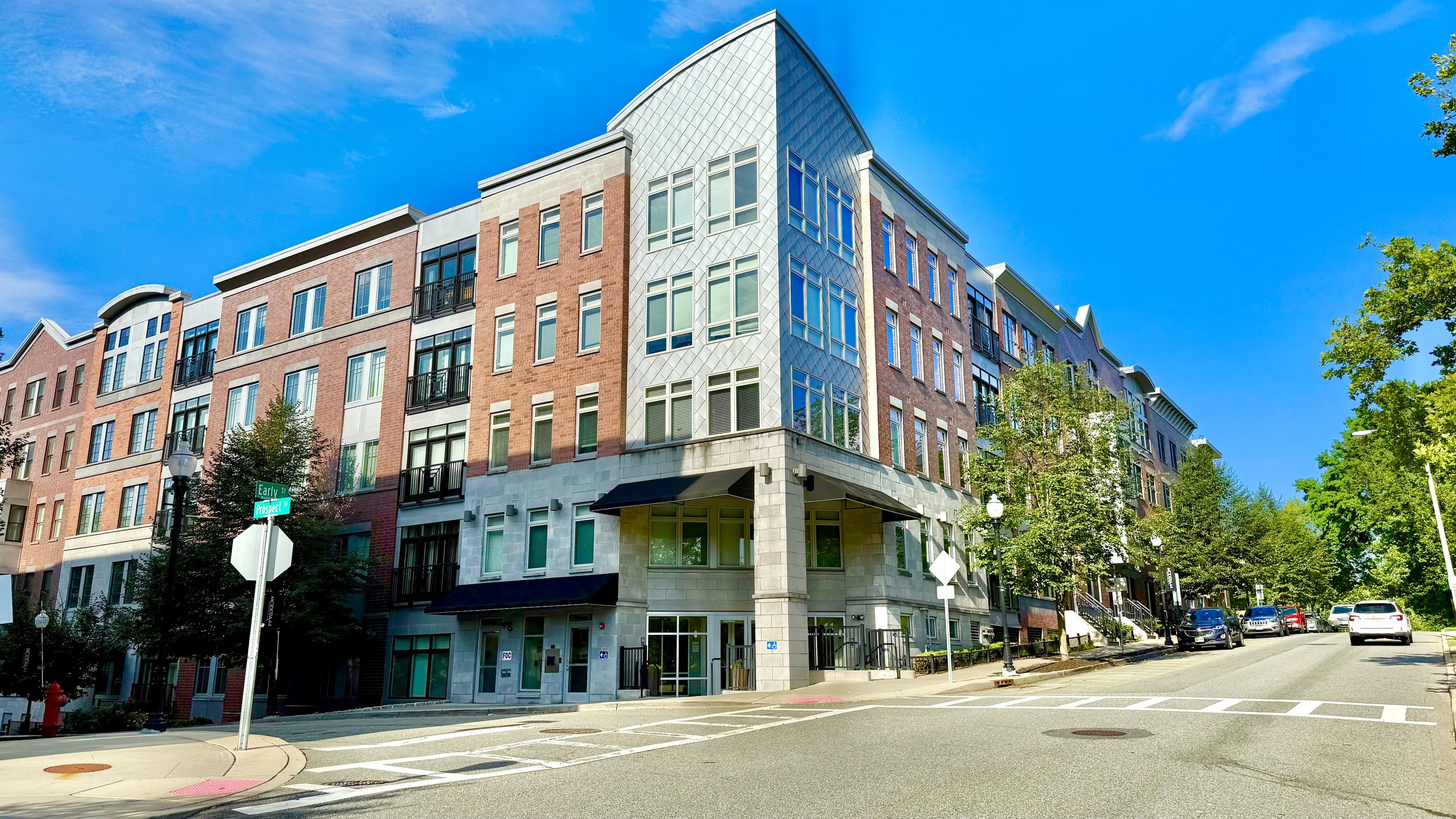 Afeeto-Modera-44-Morristown-NJ-BD-Exterior-4.jpeg