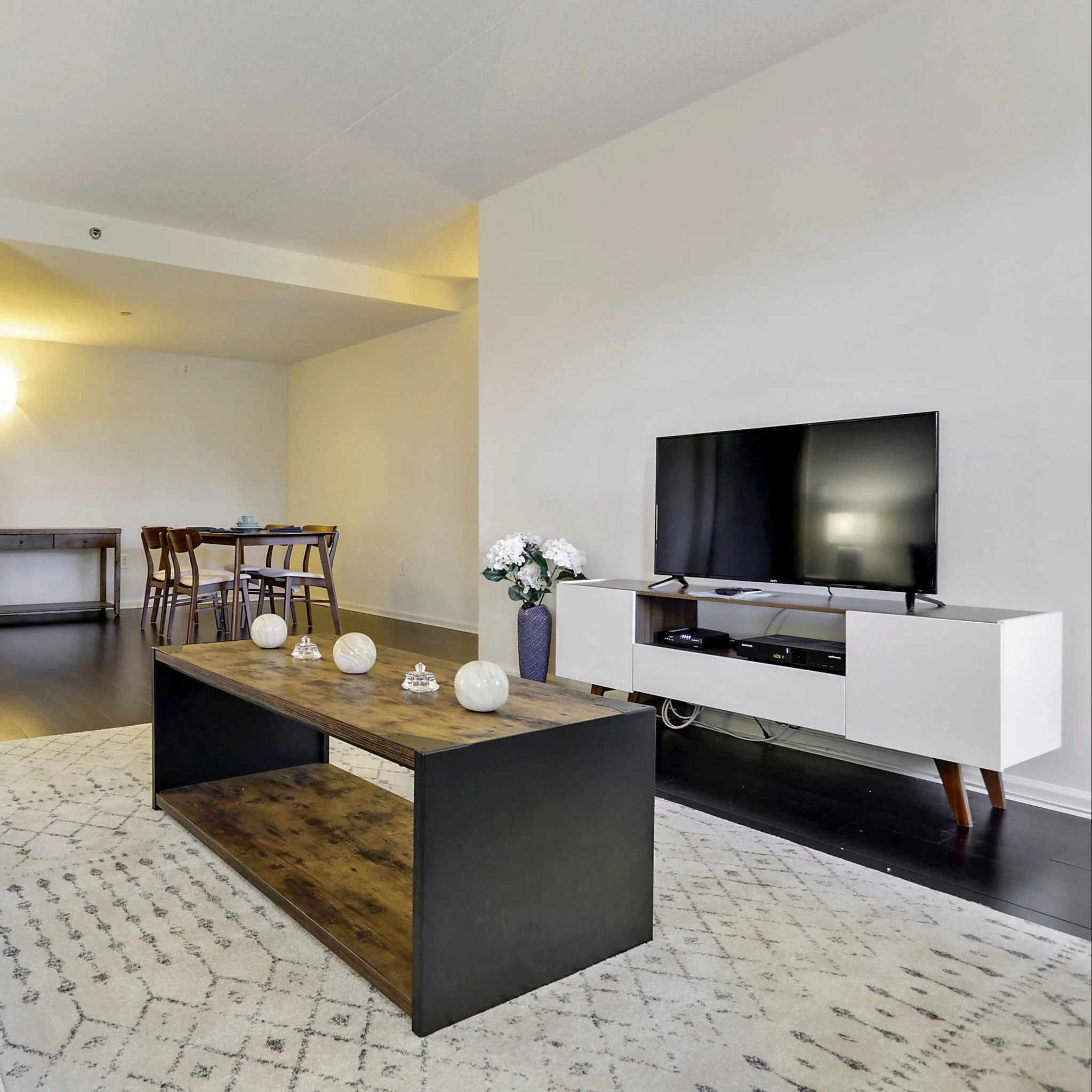 Afeeto-Chancery-Square-Morristown-NJ-Living-13.jpg