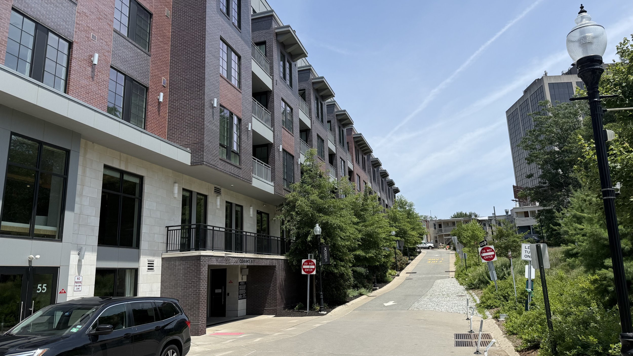 Afeeto-Modera-55-Morristown-NJ-BD-Exterior-6.jpeg