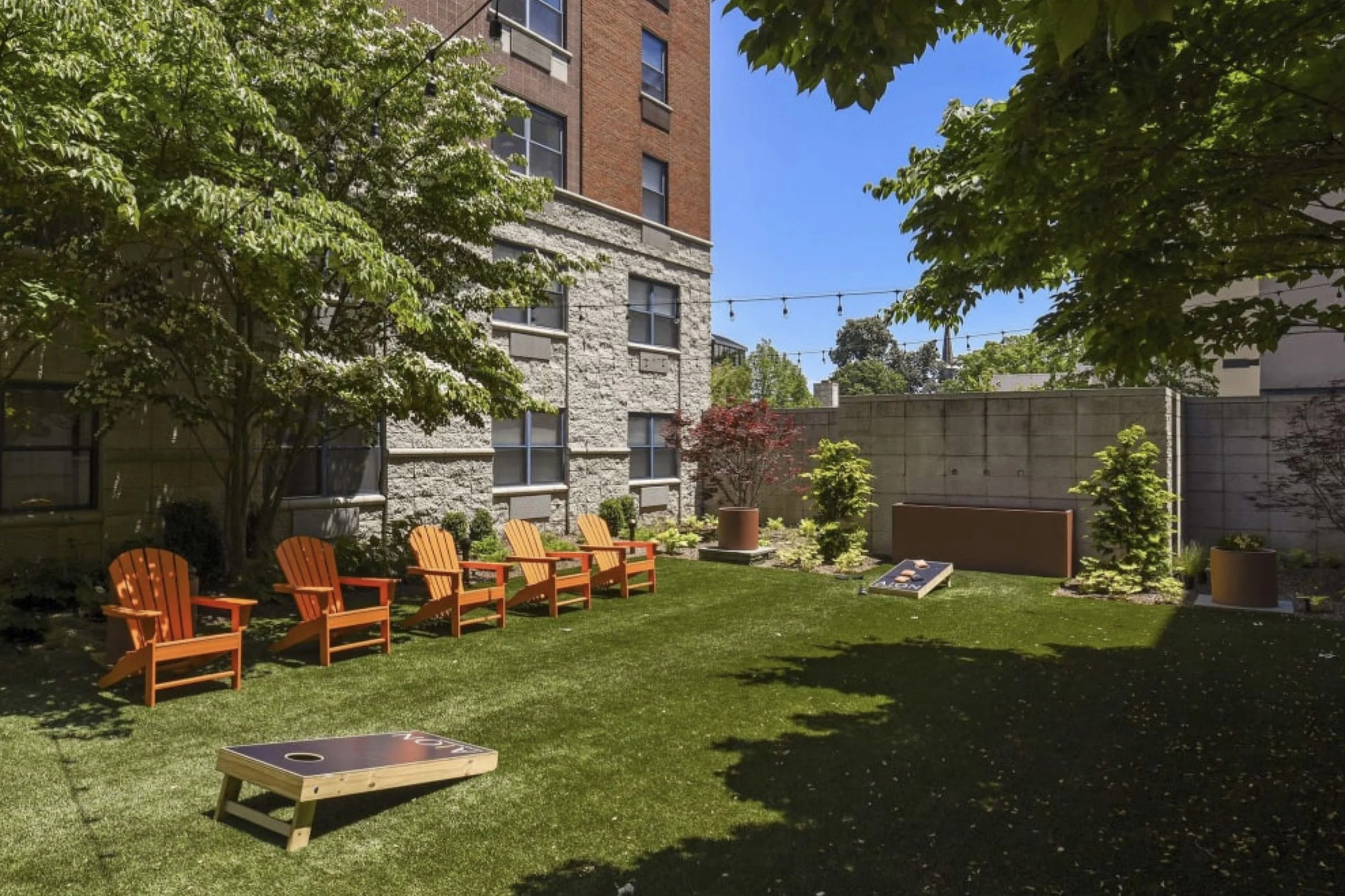 Afeeto-The-Monroe-Morristown-NJ-BD-Courtyard-1.jpg