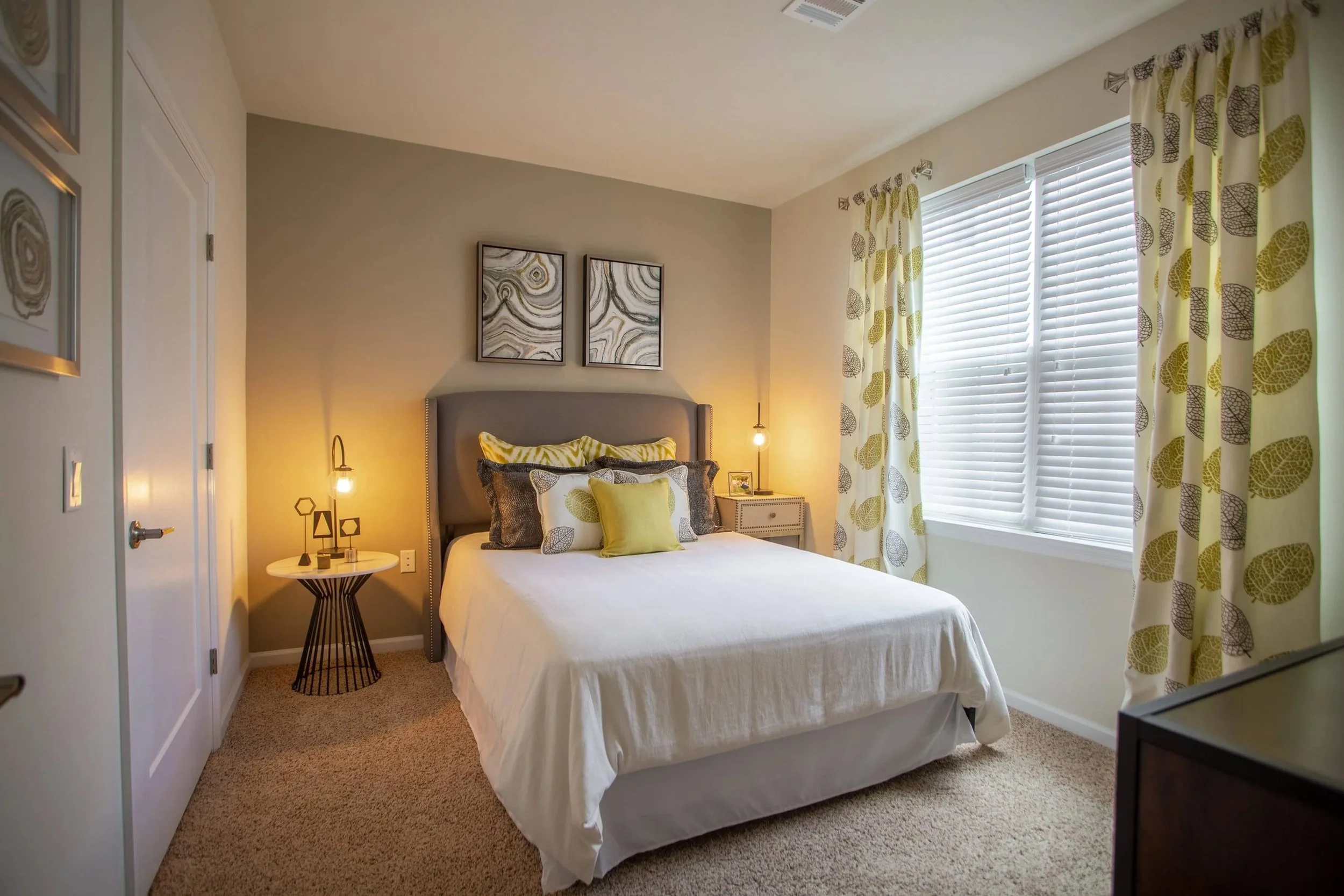 Afeeto-Modera-55-Morristown-NJ-UD-Bedroom-2.jpg