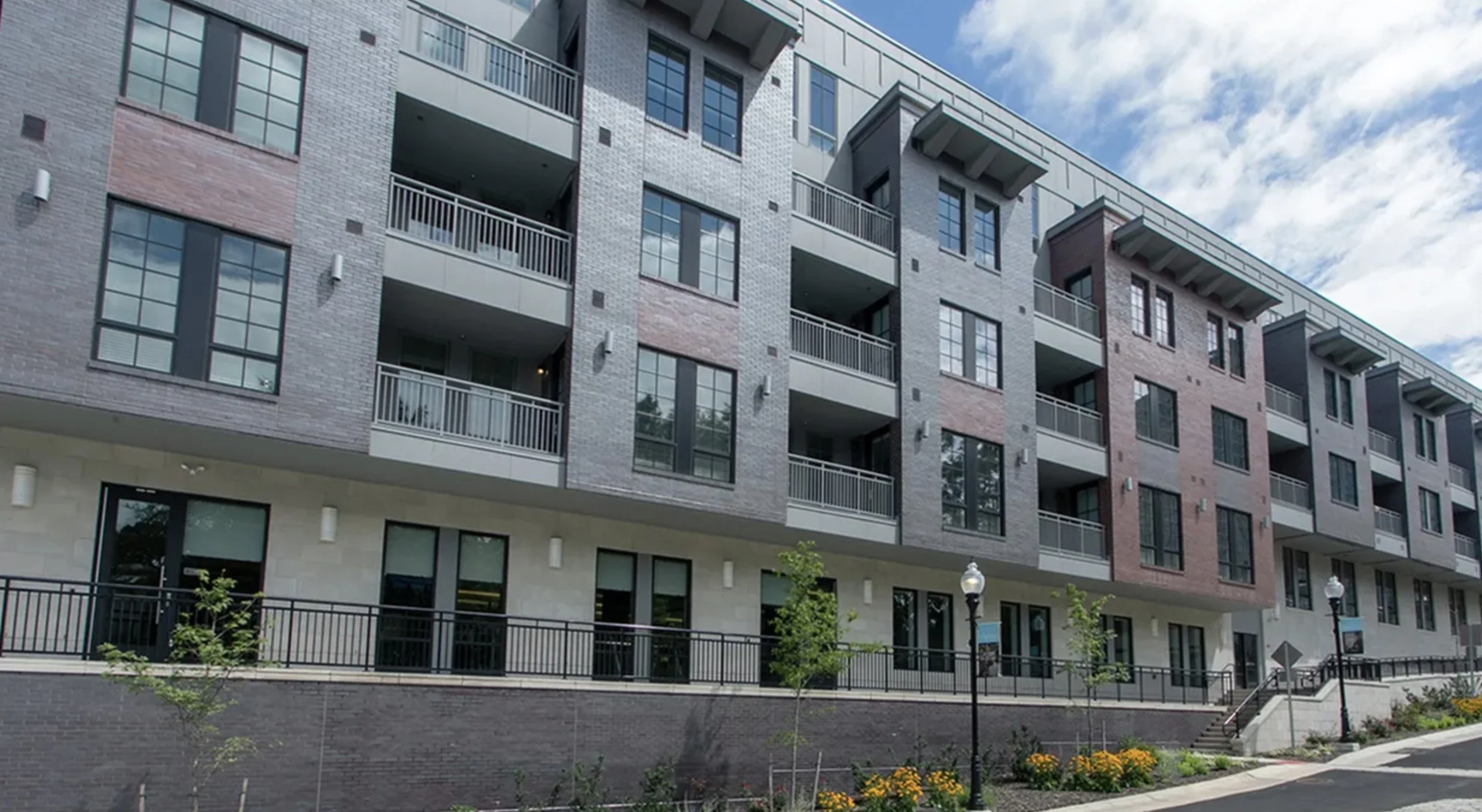 Afeeto-Modera-55-Morristown-NJ-BD-Exterior-5.jpg