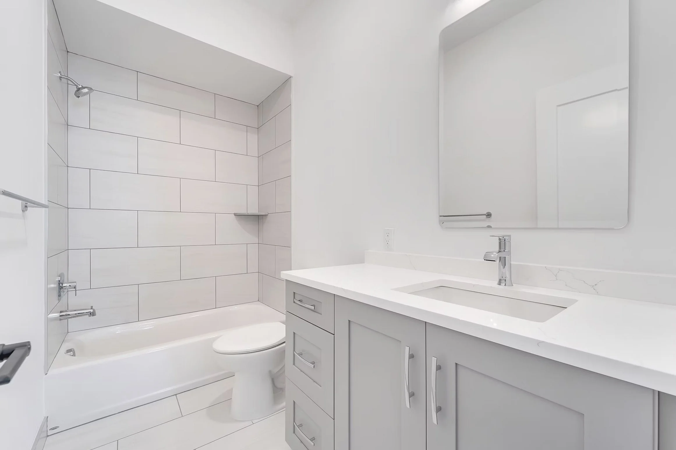 Afeeto-Schuyler-Lofts-Morristown-NJ-UD-Bathroom-1.jpg