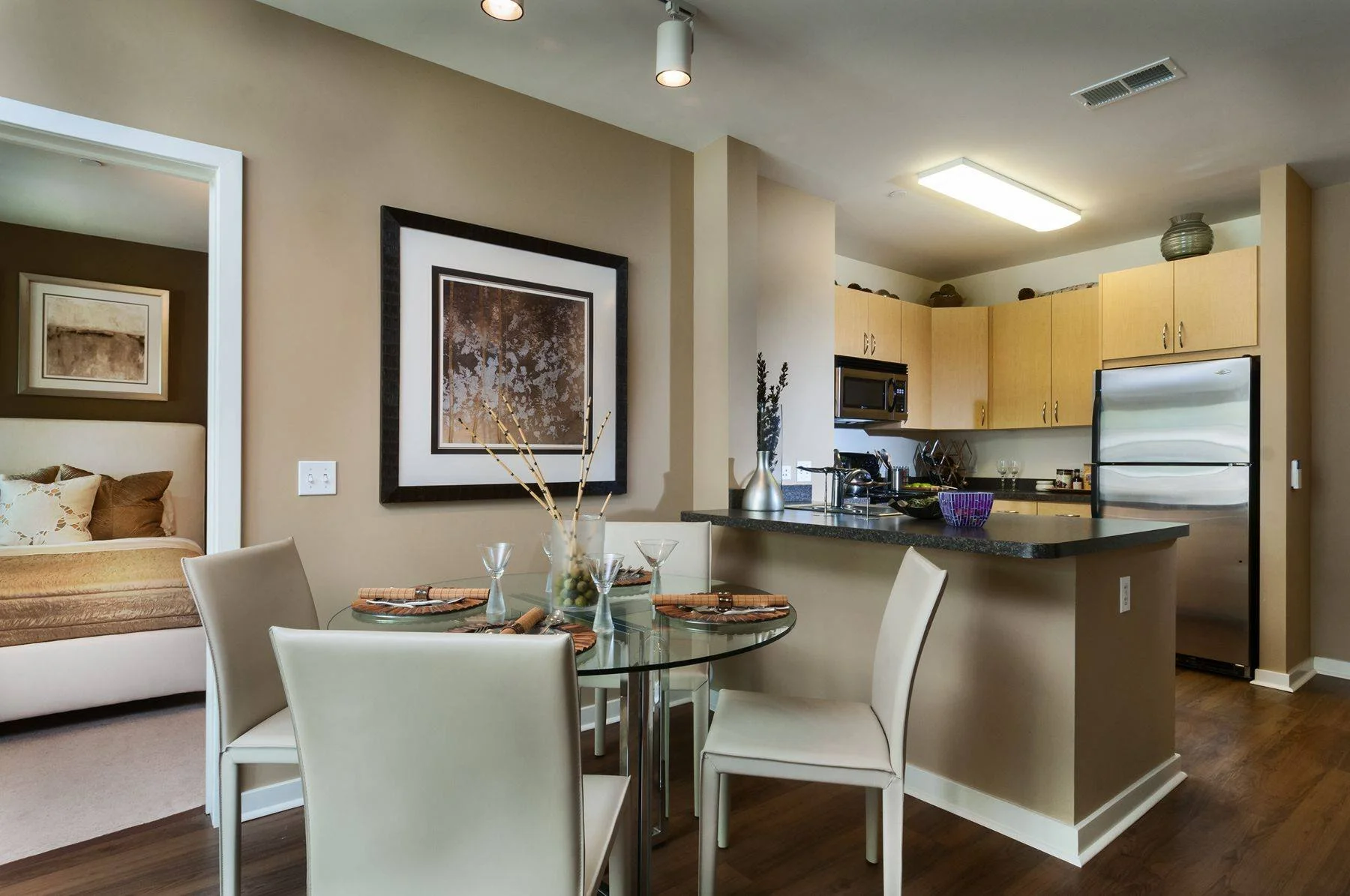 Afeeto-Sofi-at-Morristown-Station-Morristown-NJ-UD-Kitchen-3.jpg