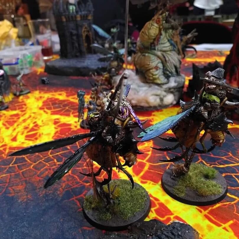 A brilliant, fully involved, swinging game of #ageofsigmar. 2000 points of #Maggotkin Vs Clan Esnin #skaven at Hackney Area Tabletop Enthusiasts last night.