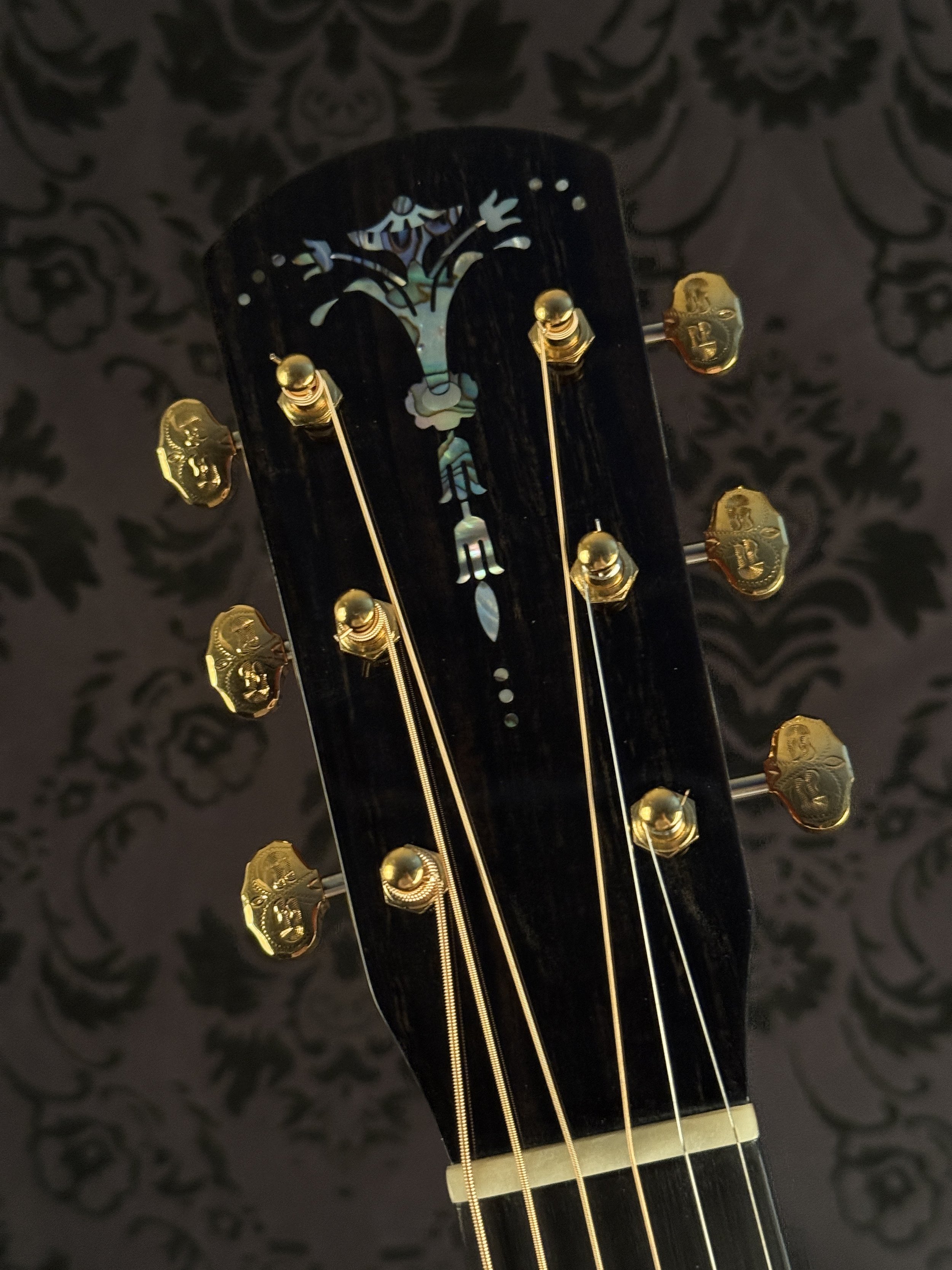 Abalone torch with engraved Waverly tuners