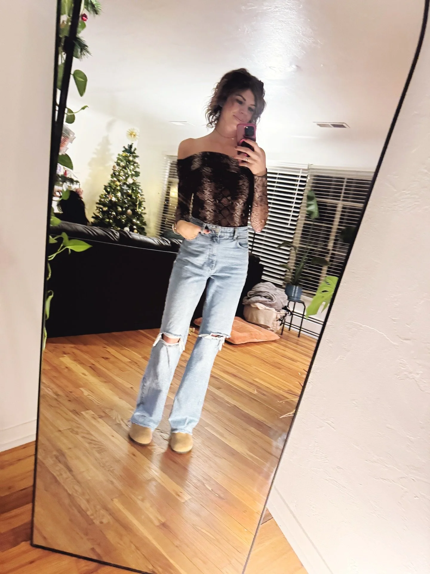 Yesterday was all about decluttering + ended with a great Friendsgiving hosted by @megintaylor_ 🫶🏼✨💖🤗🙌🏼

#friendsgiving #decluttering #fullsaturday #saturdaythings