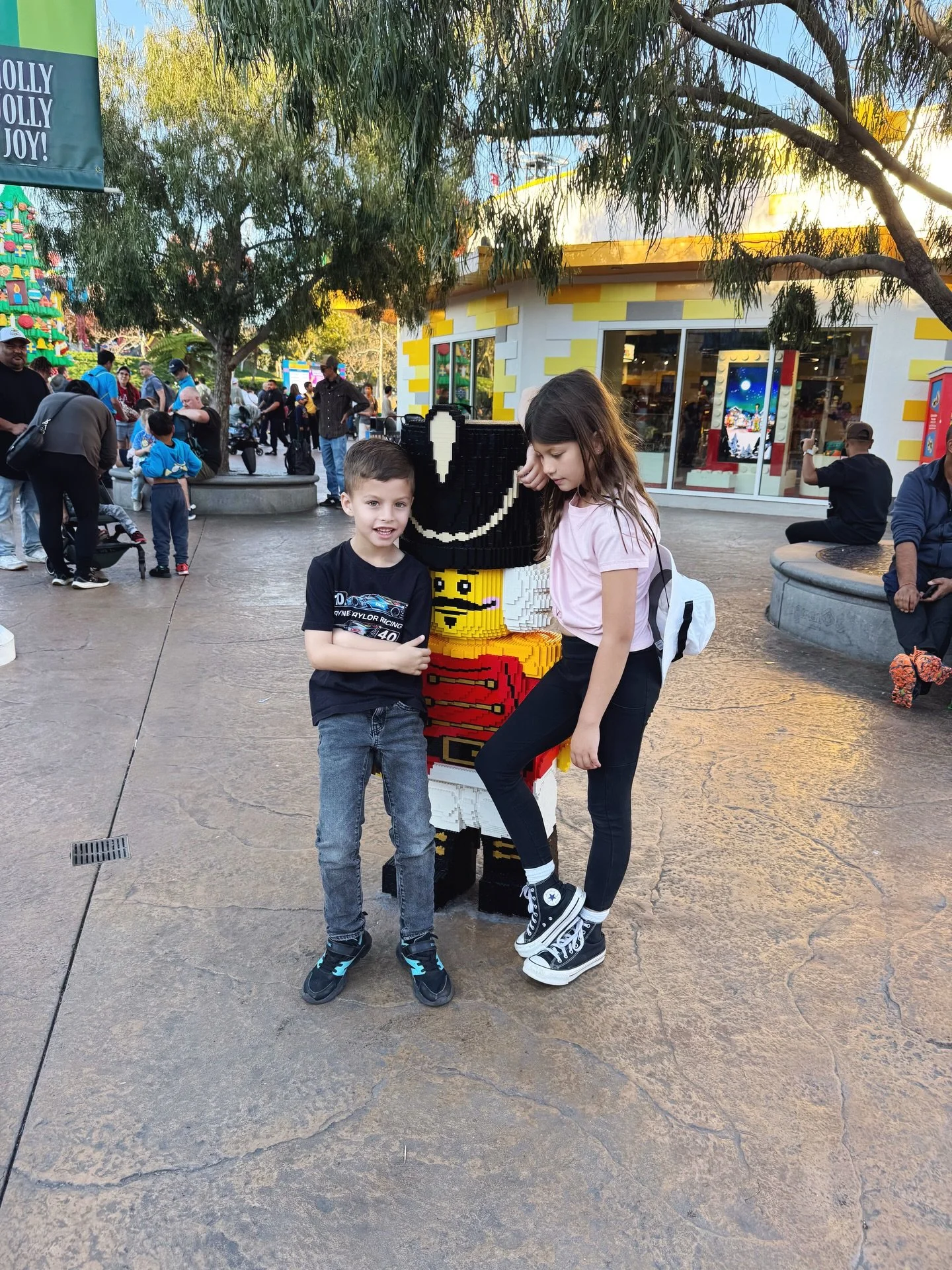 Today was full of core memories 🫶🏼✨💖🧱🥹

#legoland #makingmemories #winterbreak