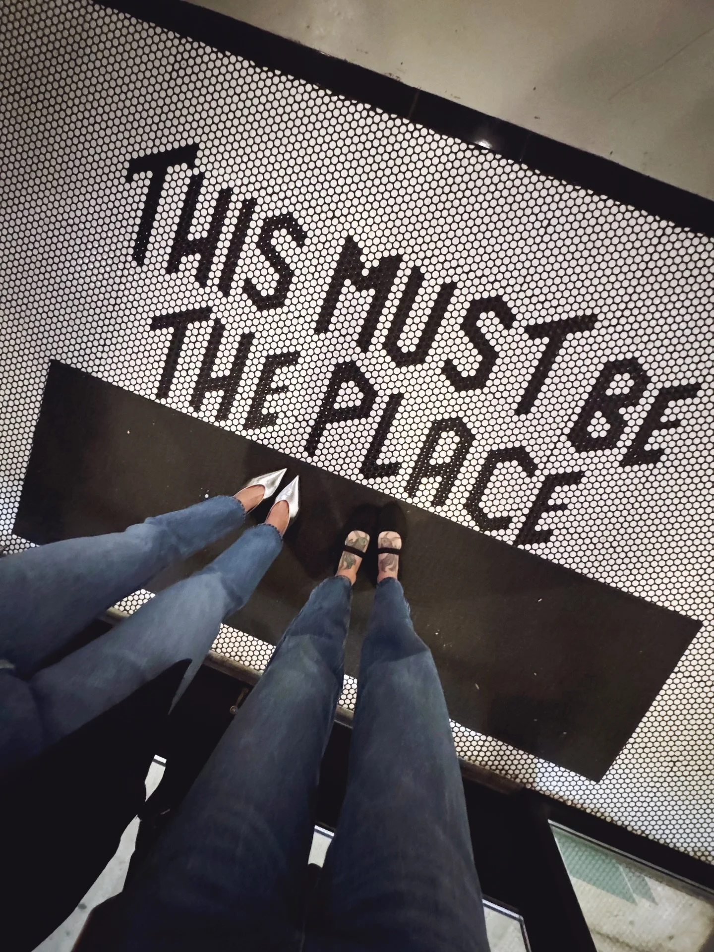 Yesterday was for the girls ✨🫶🏼🔥👯&zwj;♀️🤗💖

#boppingaround #girlfriends #wednesdayfunday