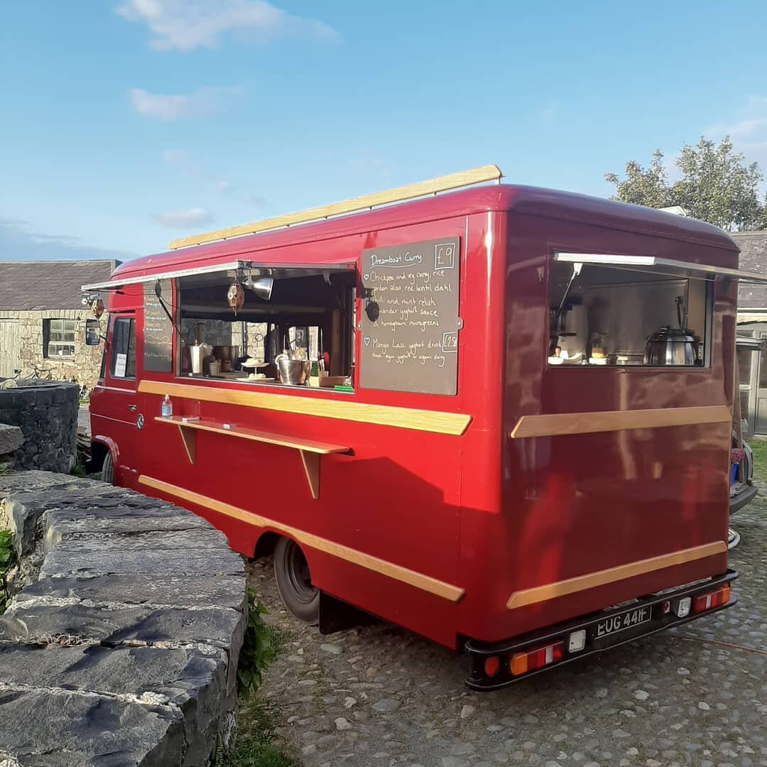 Curry went down a treat last night and we sold out! Sorry to disappoint if you were planning on catching us @iardhendre today, we will keep you posted on our next outing. 
The bar is open as usual and the pizza van will be here from 4 onwards x 

#me