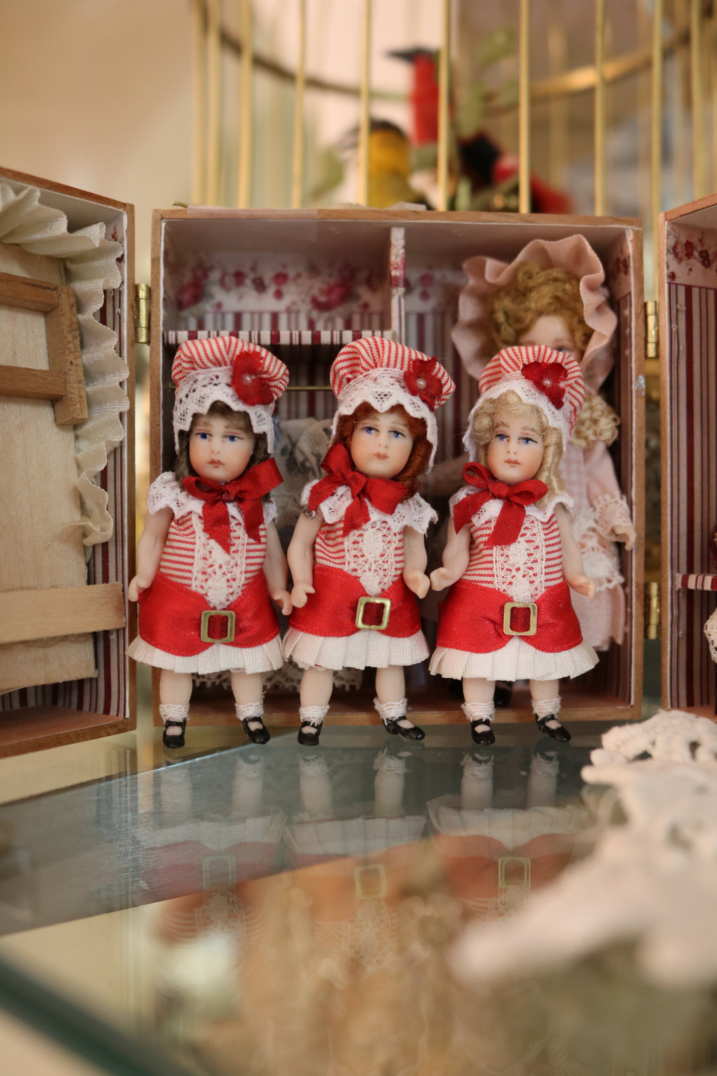 Christmas Mini Jumeau Turn of the Century Antiques8.JPG
