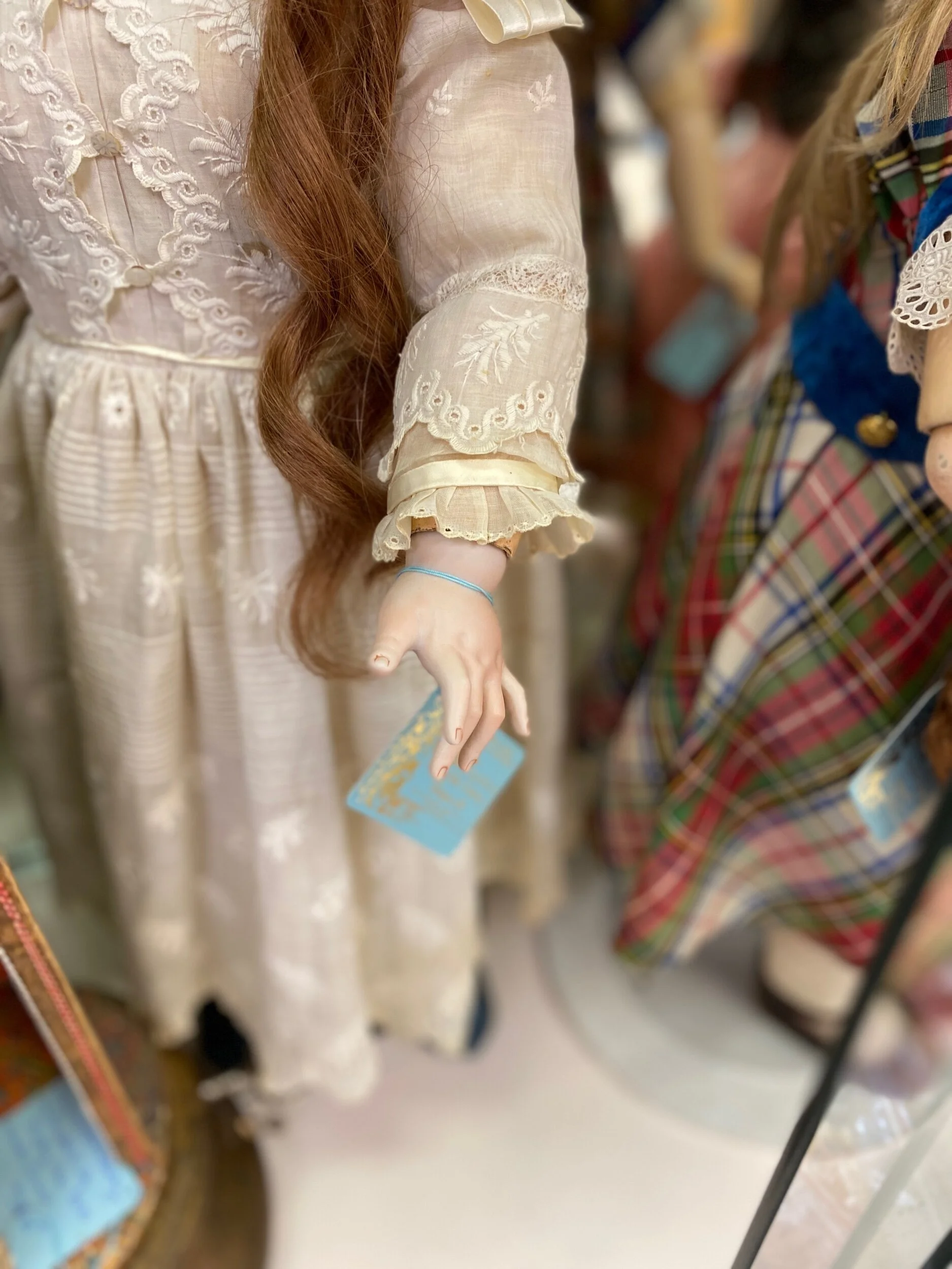 44309832-9175-47B8-B5AA-AA4F80DB7742