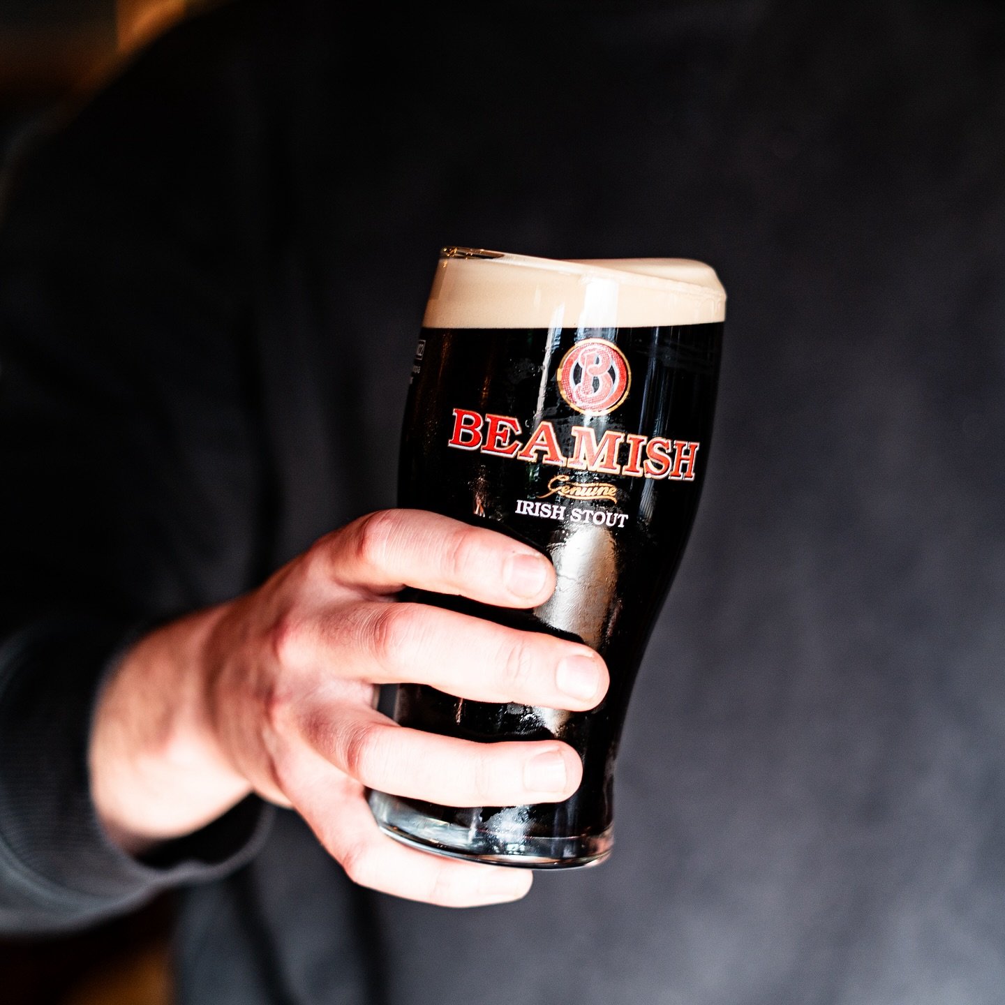 How&rsquo;s the head 🧡

Join us today at the corner for a few softeners from 12 🙌

#beamishstout #thefourthcorner