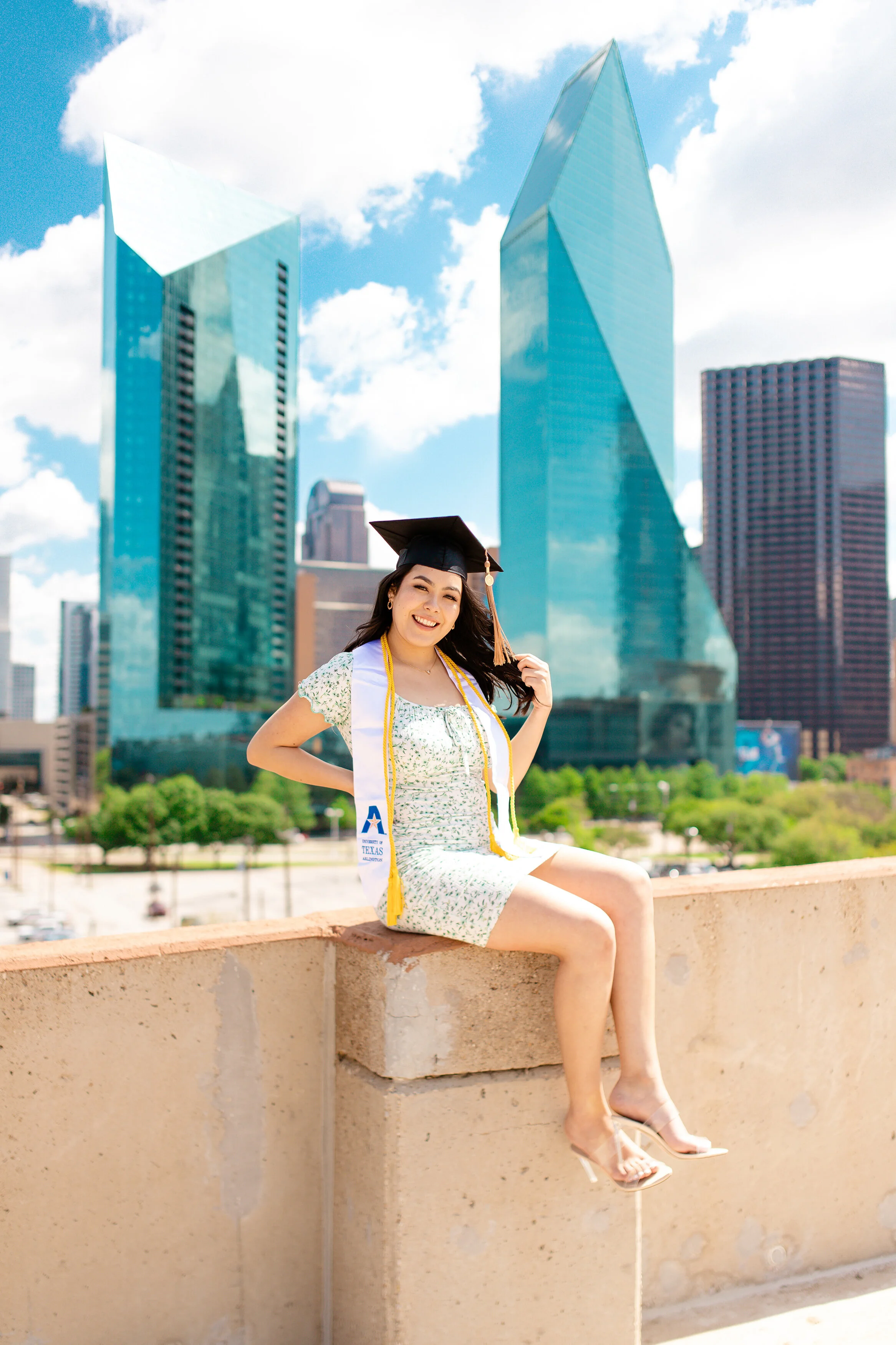 AnaArriola_Grad_Portraits-33_RS.jpg