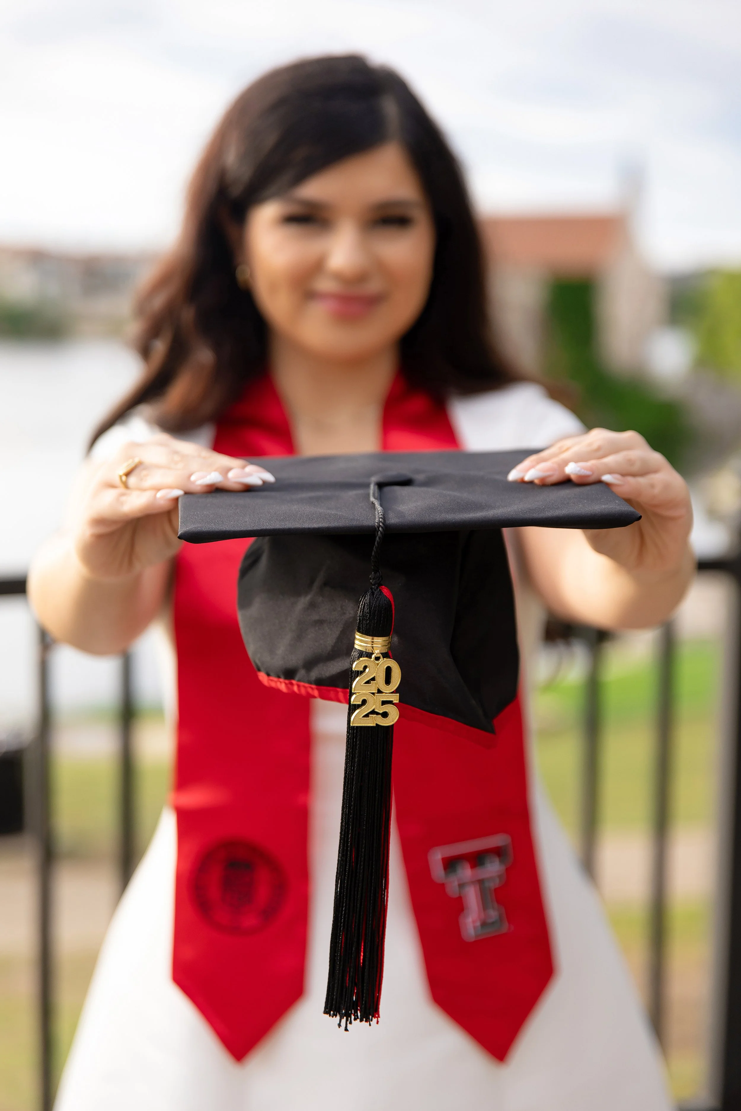 RS_Wendy_TexasTechUniversity_GradSession_DFWPhotographer_TeddyGiles-28.jpg