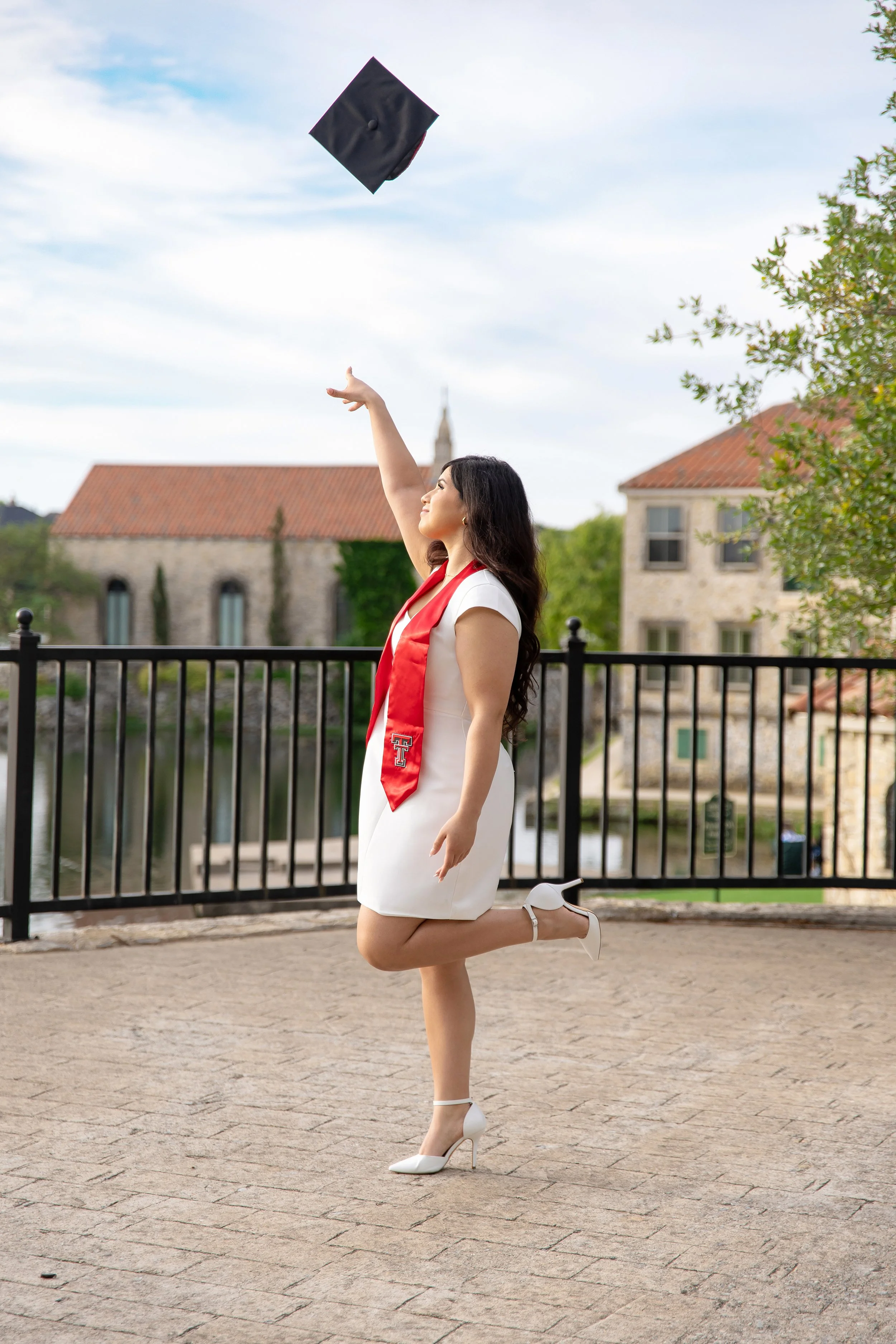 RS_Wendy_TexasTechUniversity_GradSession_DFWPhotographer_TeddyGiles-38.jpg