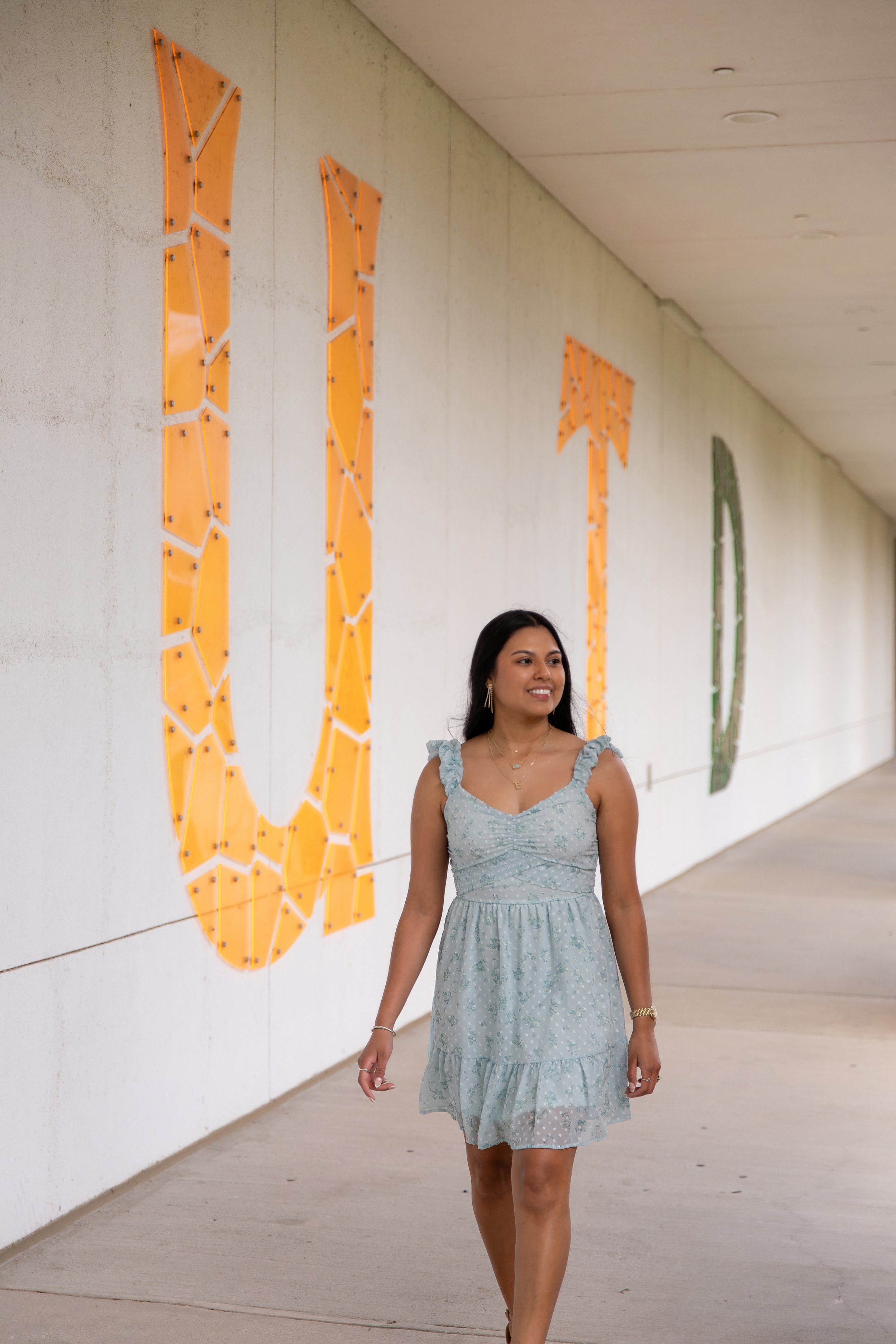 RS_Erin_UTD_GradSession_DFWPhotographer_TeddyGiles-29.jpg