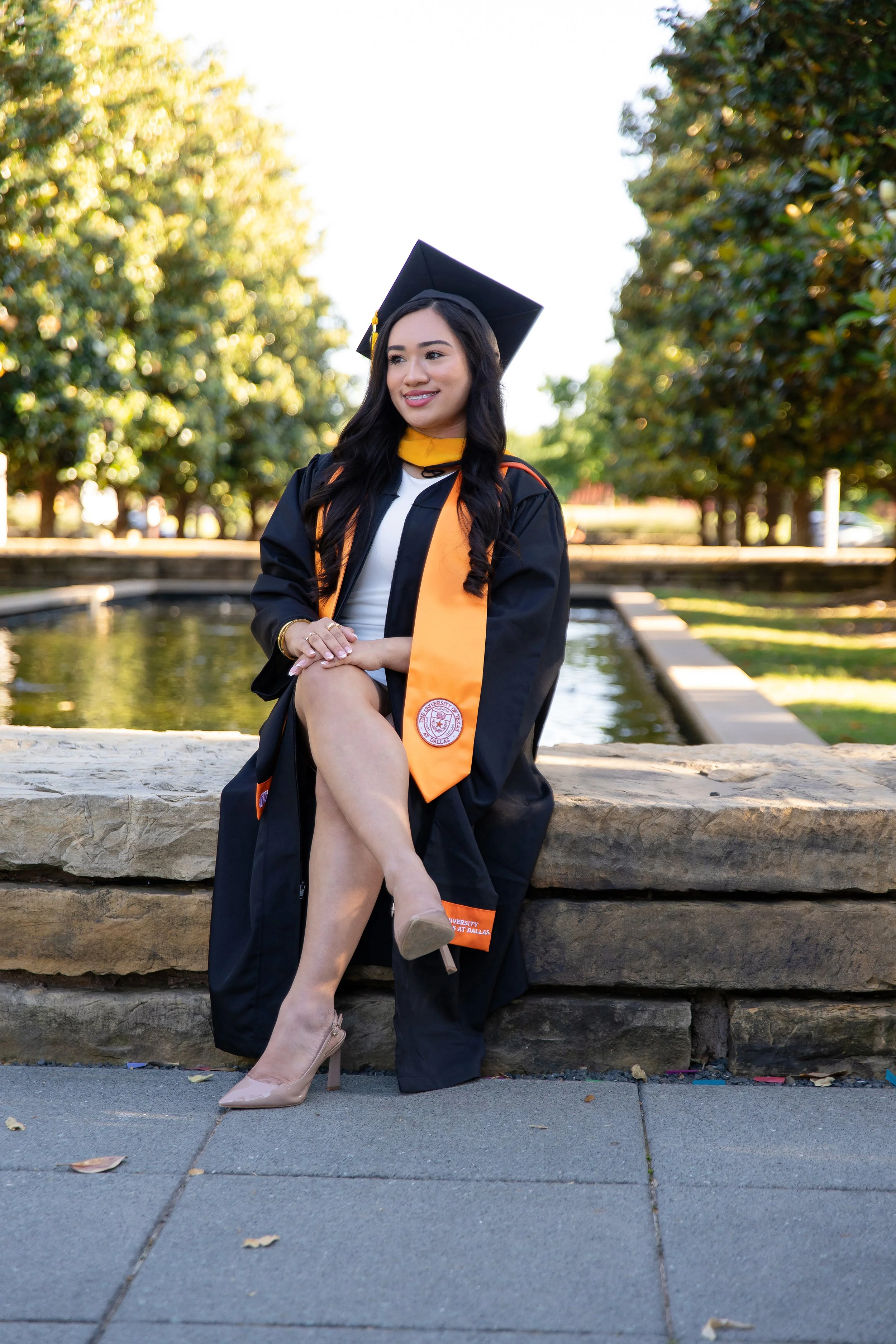 RS_Jasmyn_UTD-GradSession_DFWPhotographer_TeddyGiles-9.jpg