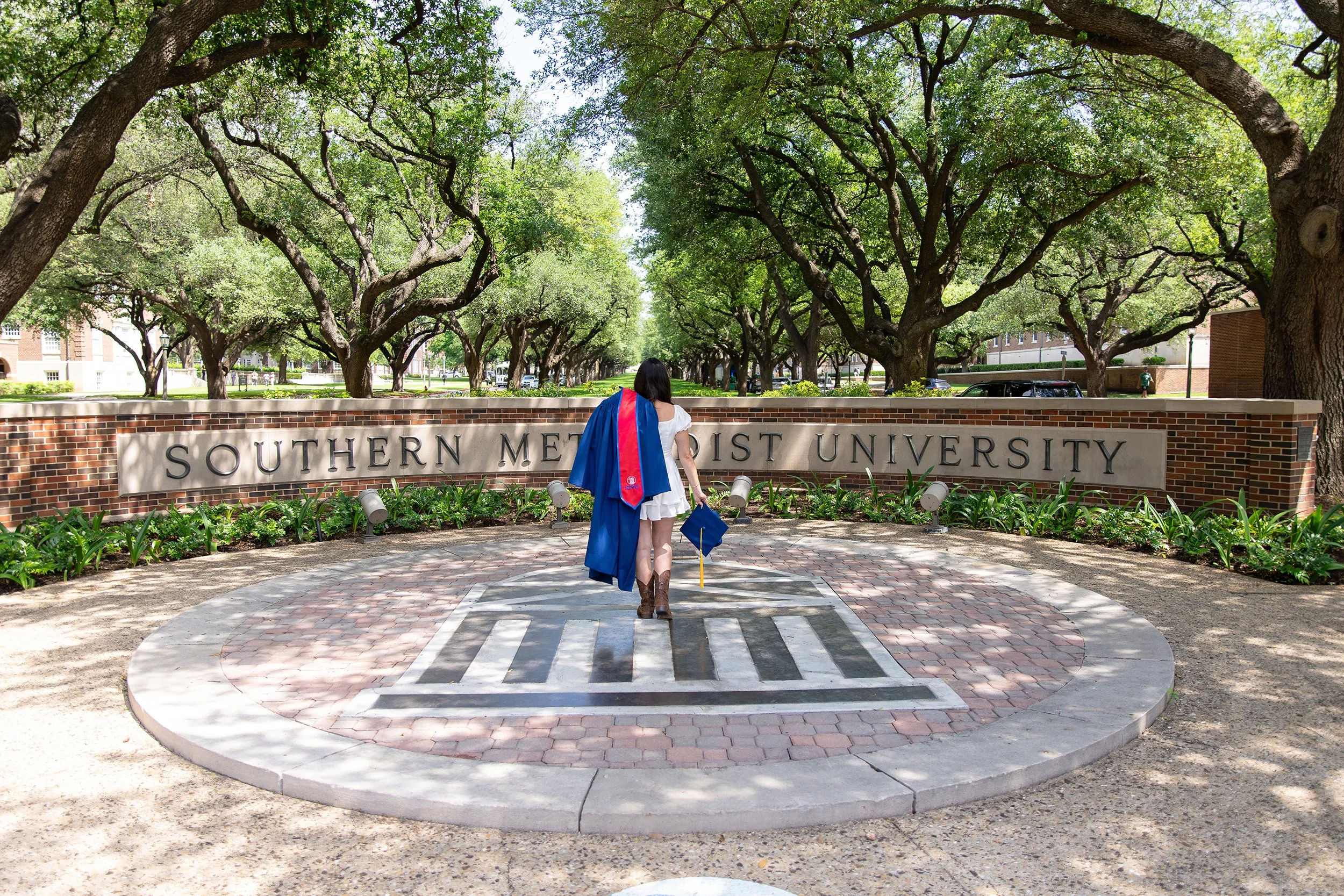 RS_Patricia_SMU_GradSession_DFWPhotographer_TeddyGiles-33.jpg