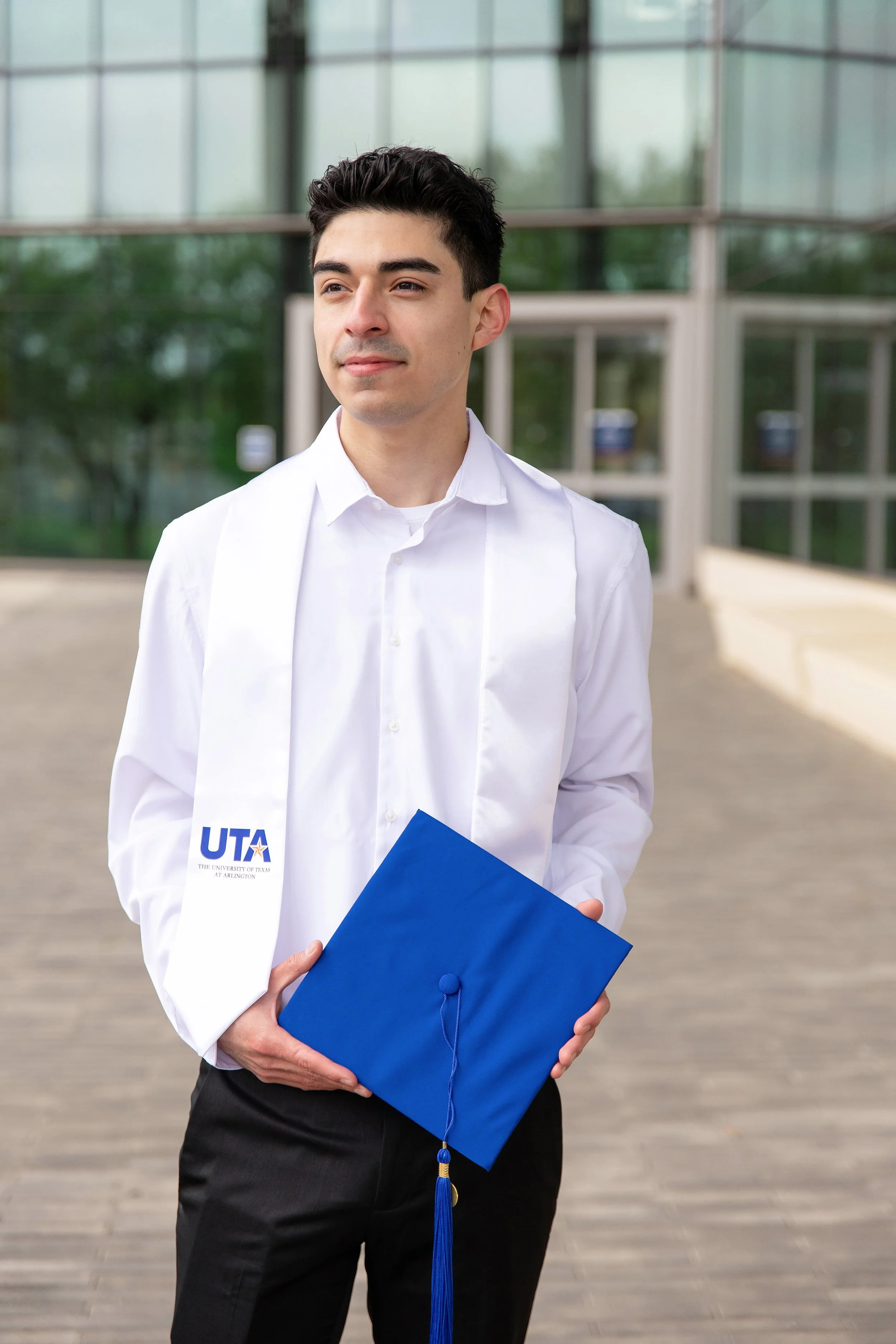 RS_YK_UTA_GradSession_DFWPhotographer_TeddyGiles-13.jpg