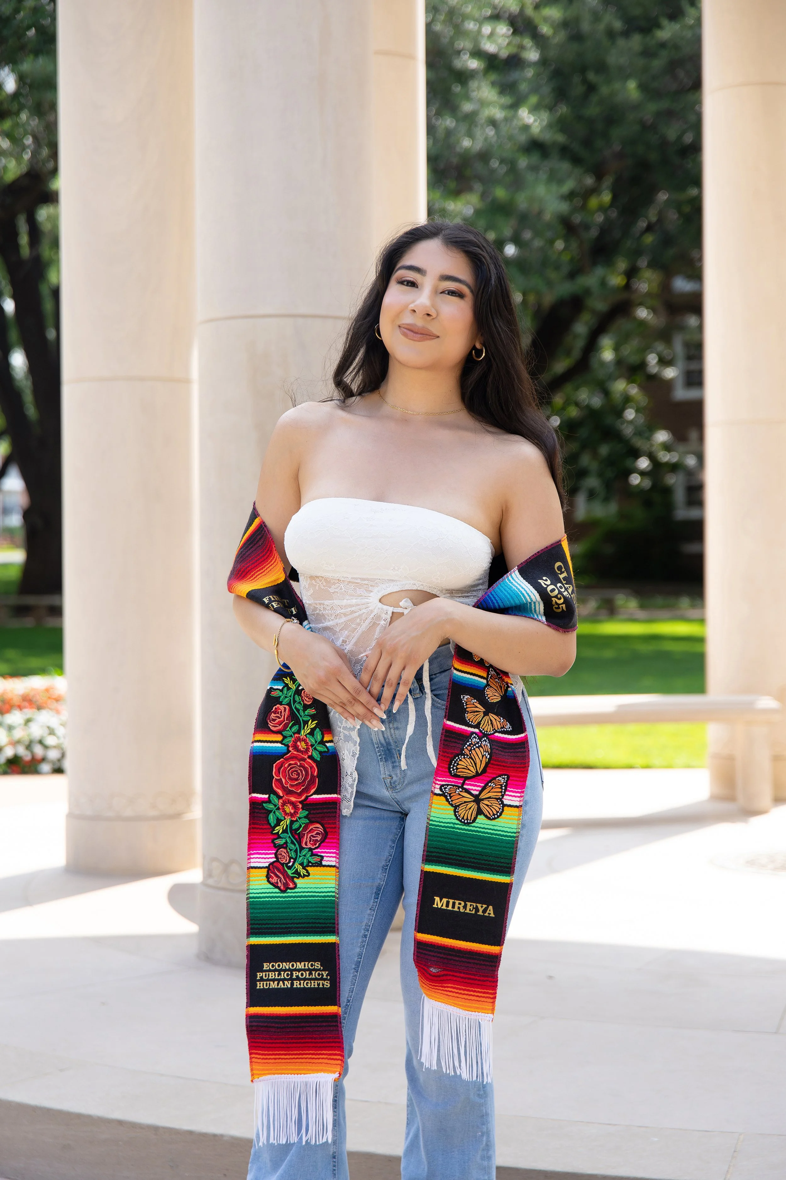 RS_Mireya_SMU_GradSession_DFWPhotographer_TeddyGiles-33.jpg