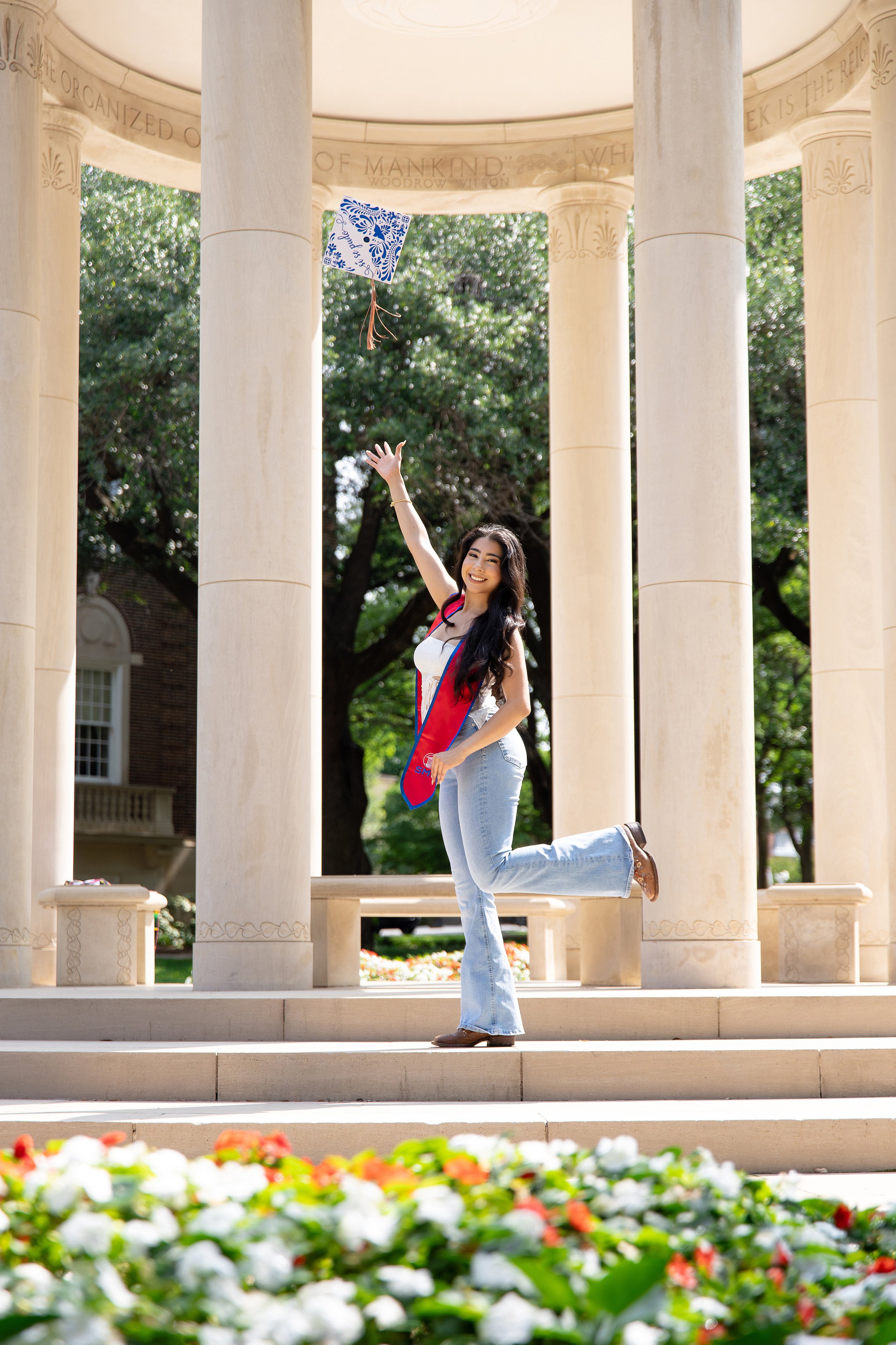 RS_Mireya_SMU_GradSession_DFWPhotographer_TeddyGiles-37.jpg