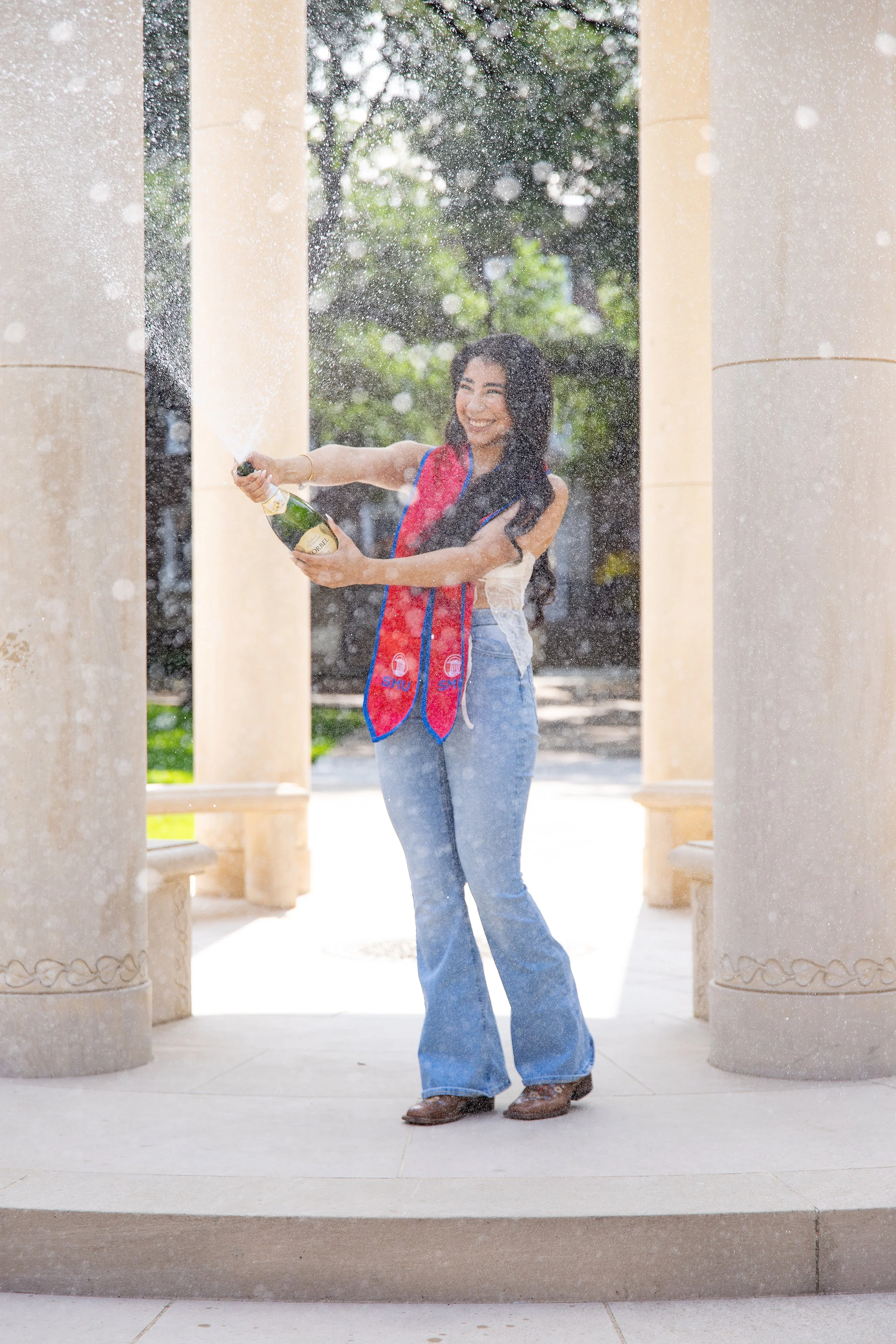 RS_Mireya_SMU_GradSession_DFWPhotographer_TeddyGiles-39.jpg