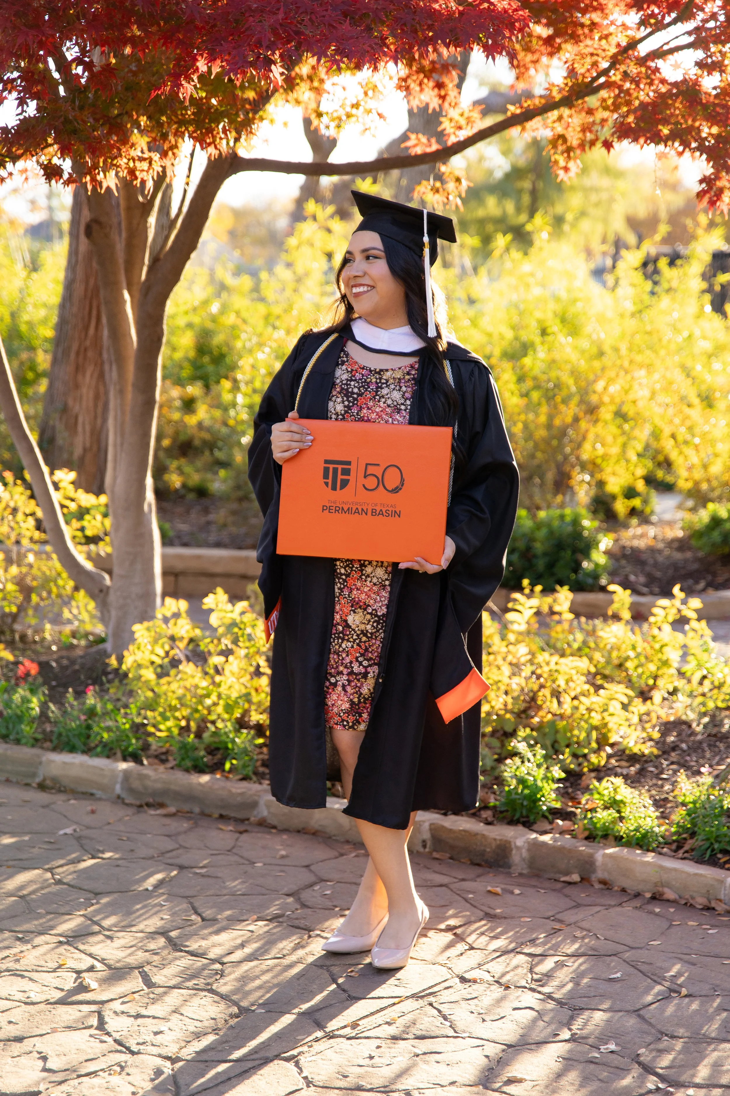 RS_Sabrina_UTPB_GradSession_DFWPhotographer_TeddyGiles-9.jpg