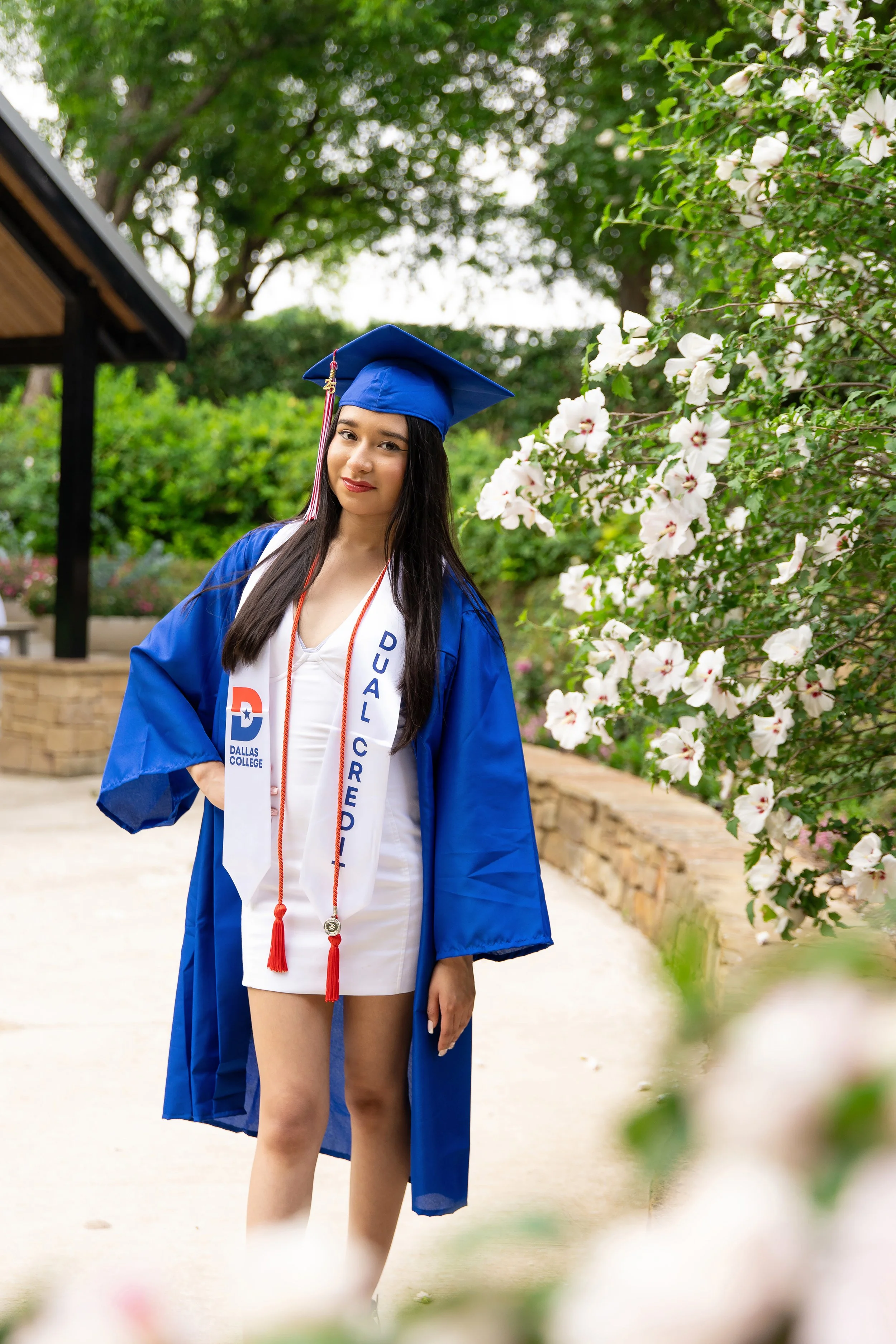 RS_Melissa_SeniorSession_GrapevineBotanicalGardens_DFWPhotographer_TeddyGiles-18.jpg