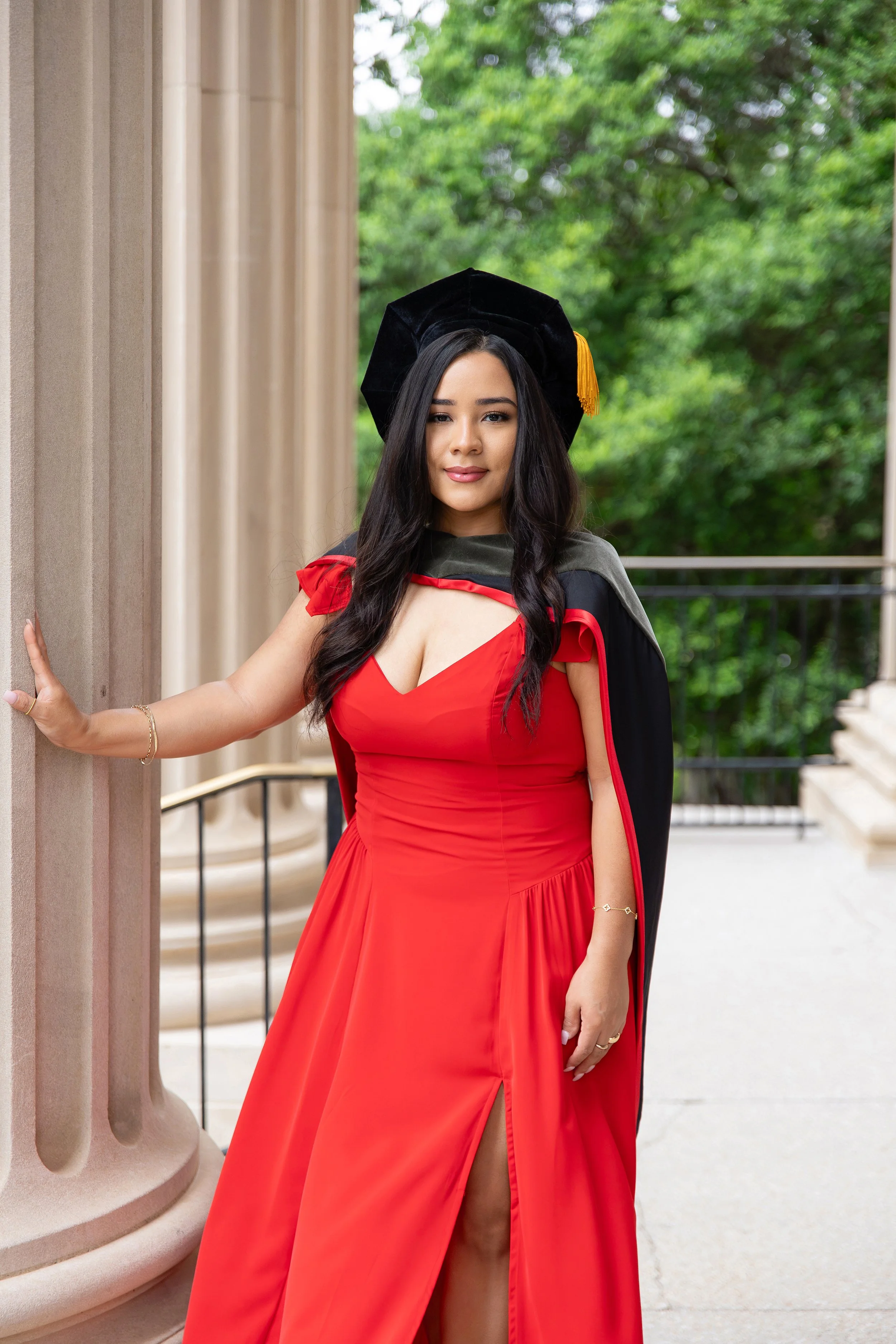 RS_Brenda_SMU_GradSession_DFWPhotographer_TeddyGiles-11.jpg