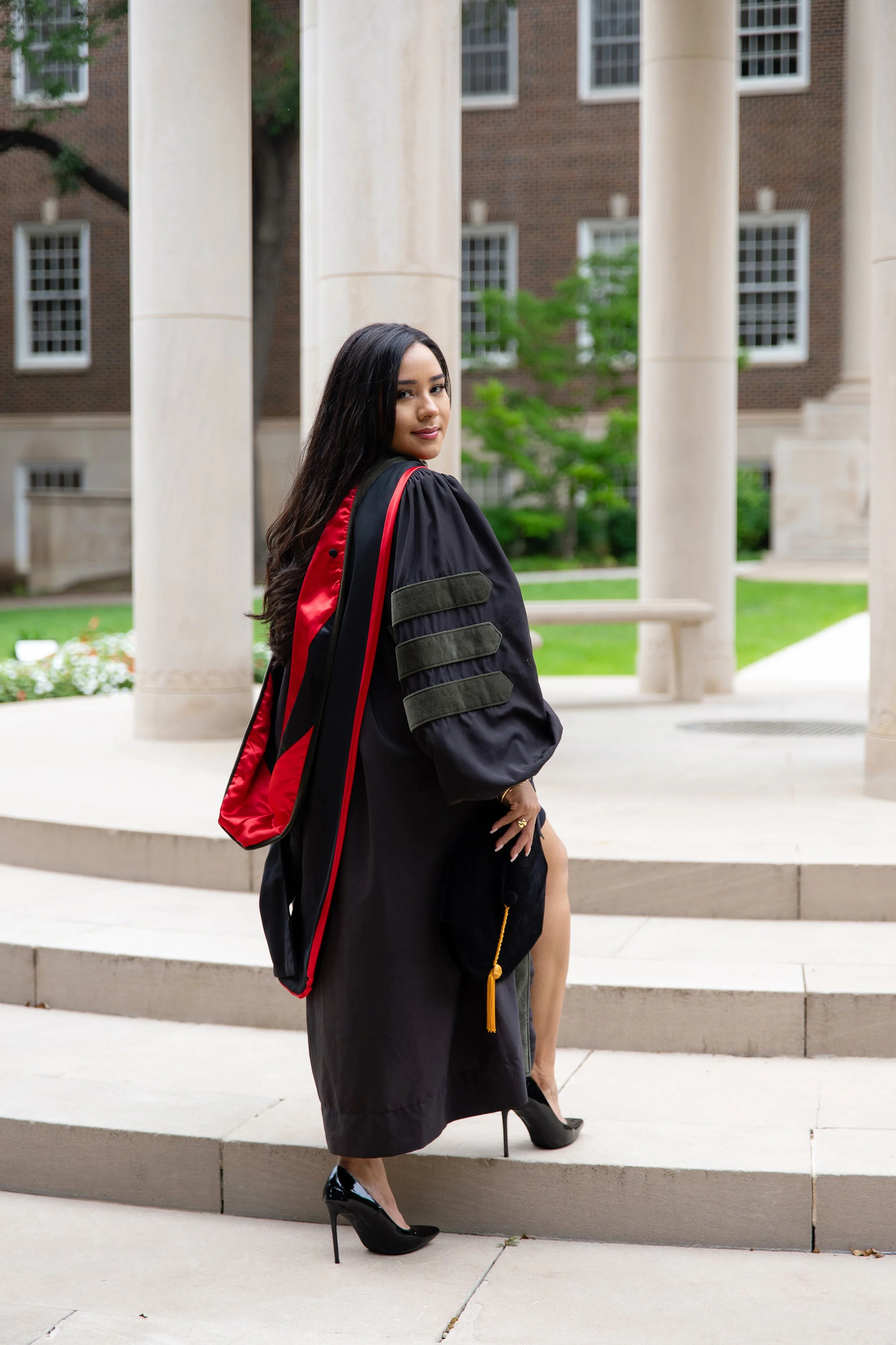RS_Brenda_SMU_GradSession_DFWPhotographer_TeddyGiles-26.jpg