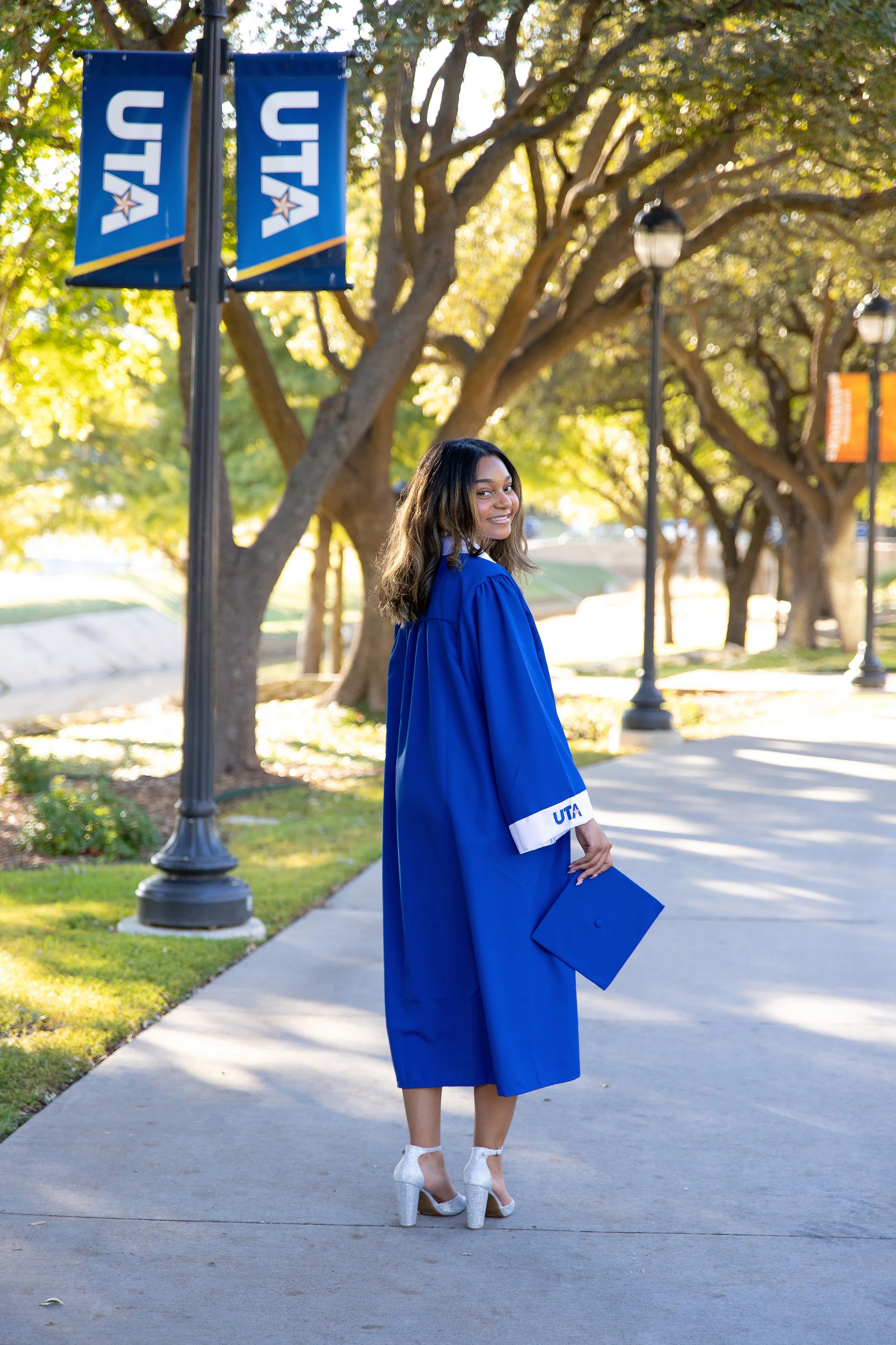 RS_Taylor_UTA_GradSession_DFWPhotographer_TeddyGiles-14.jpg
