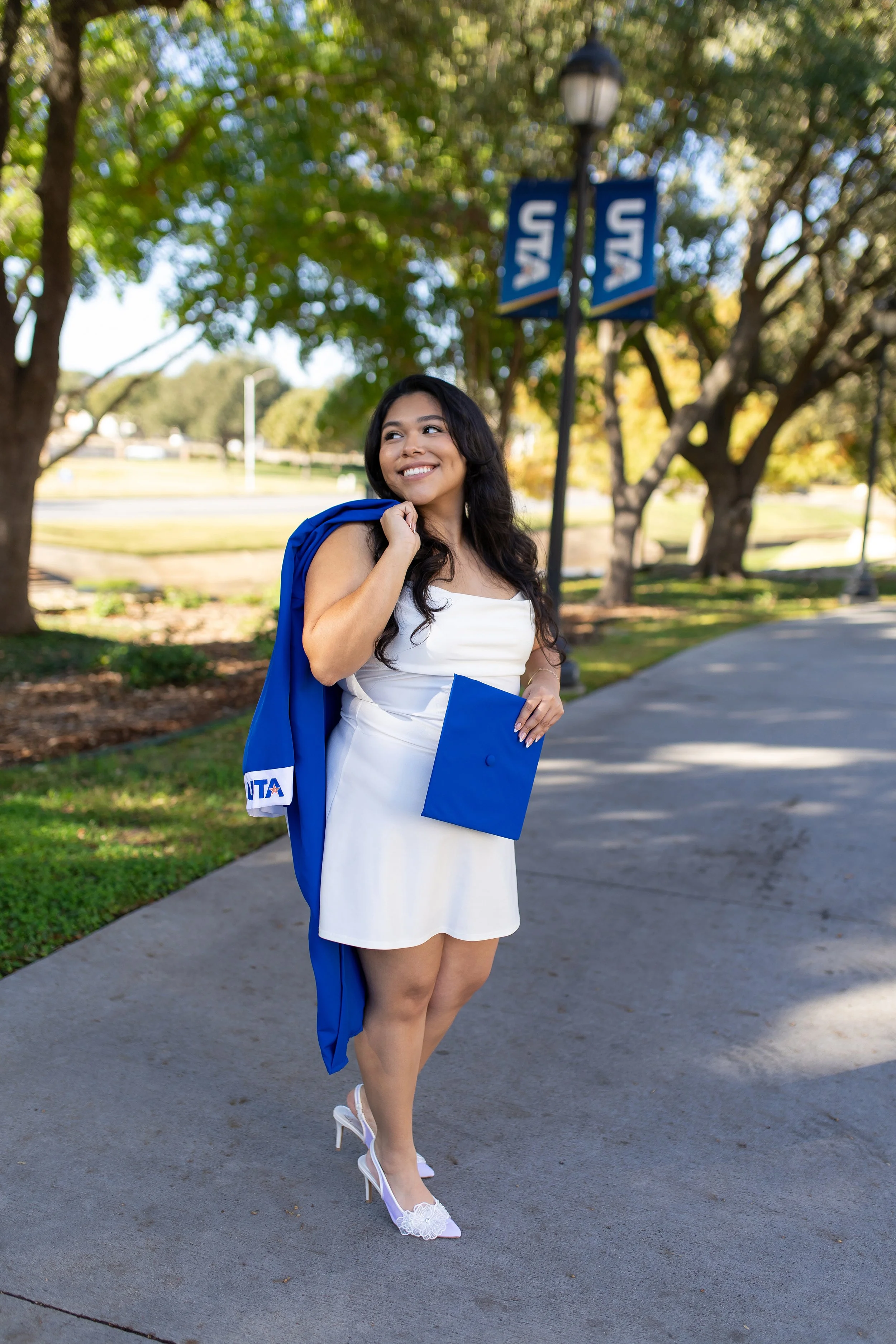 RS_Stephanie_UTA_GradSession_DFWPhotographer_TeddyGiles-25.jpg