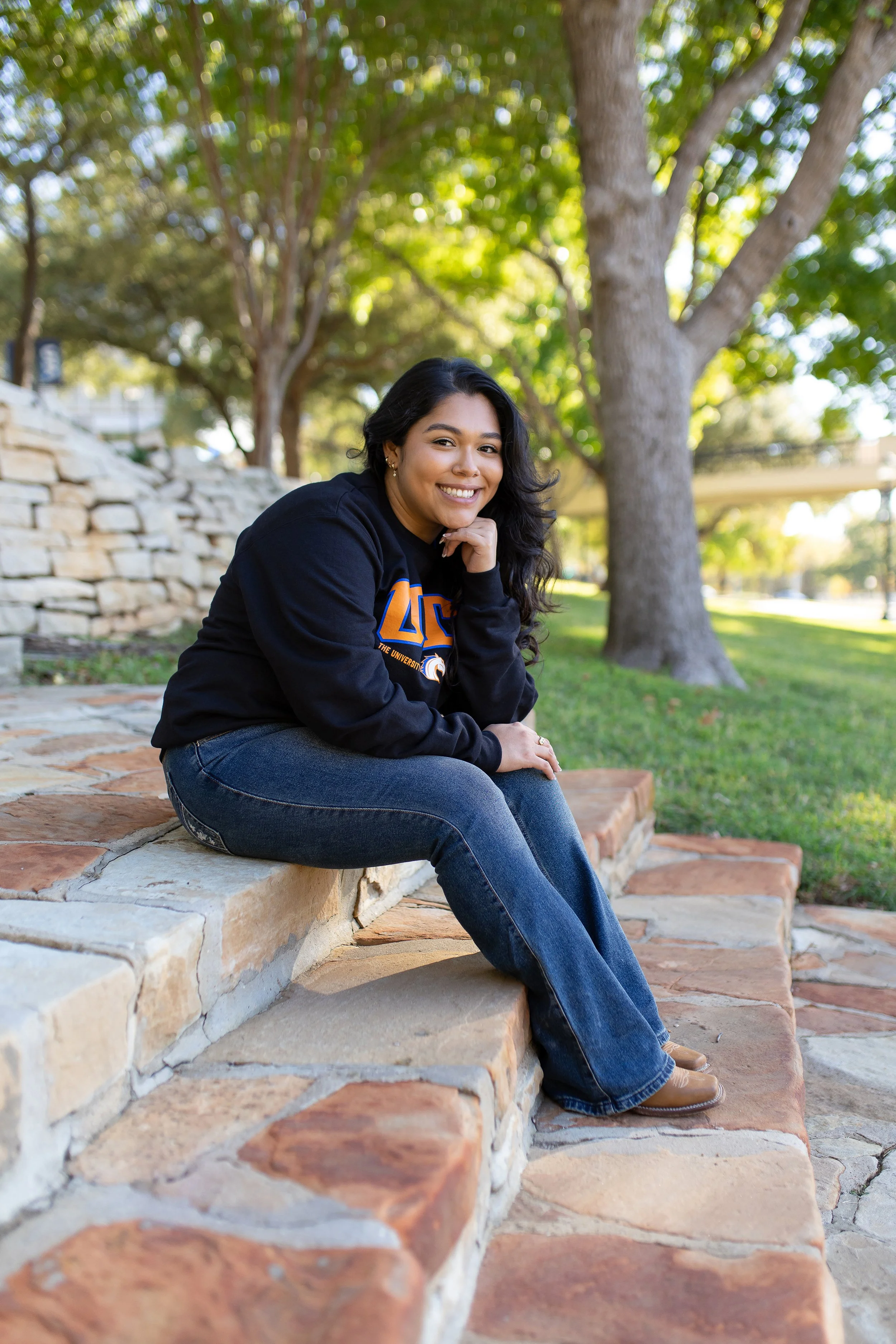 RS_Stephanie_UTA_GradSession_DFWPhotographer_TeddyGiles-47.jpg