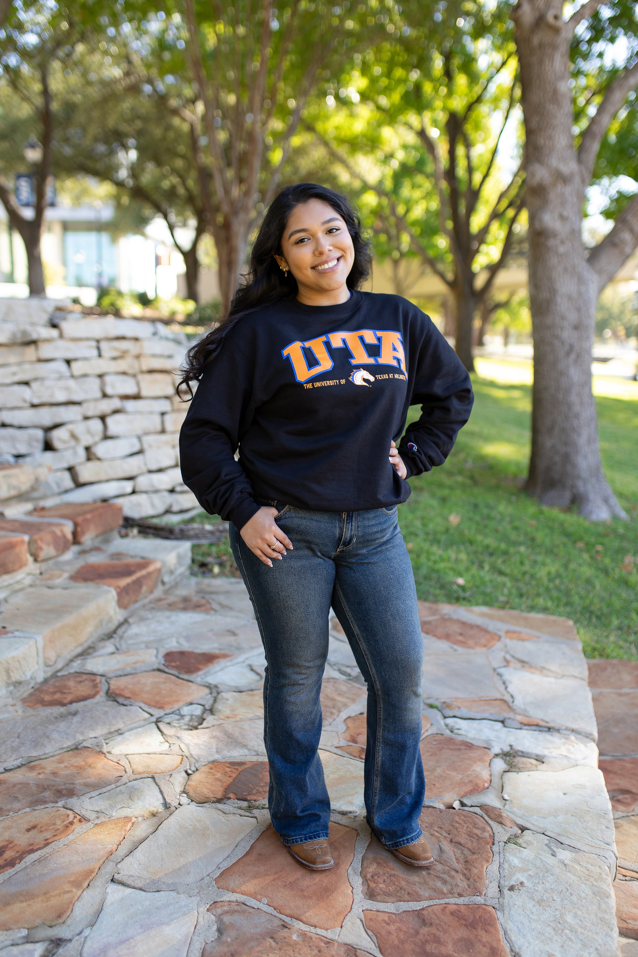 RS_Stephanie_UTA_GradSession_DFWPhotographer_TeddyGiles-48.jpg
