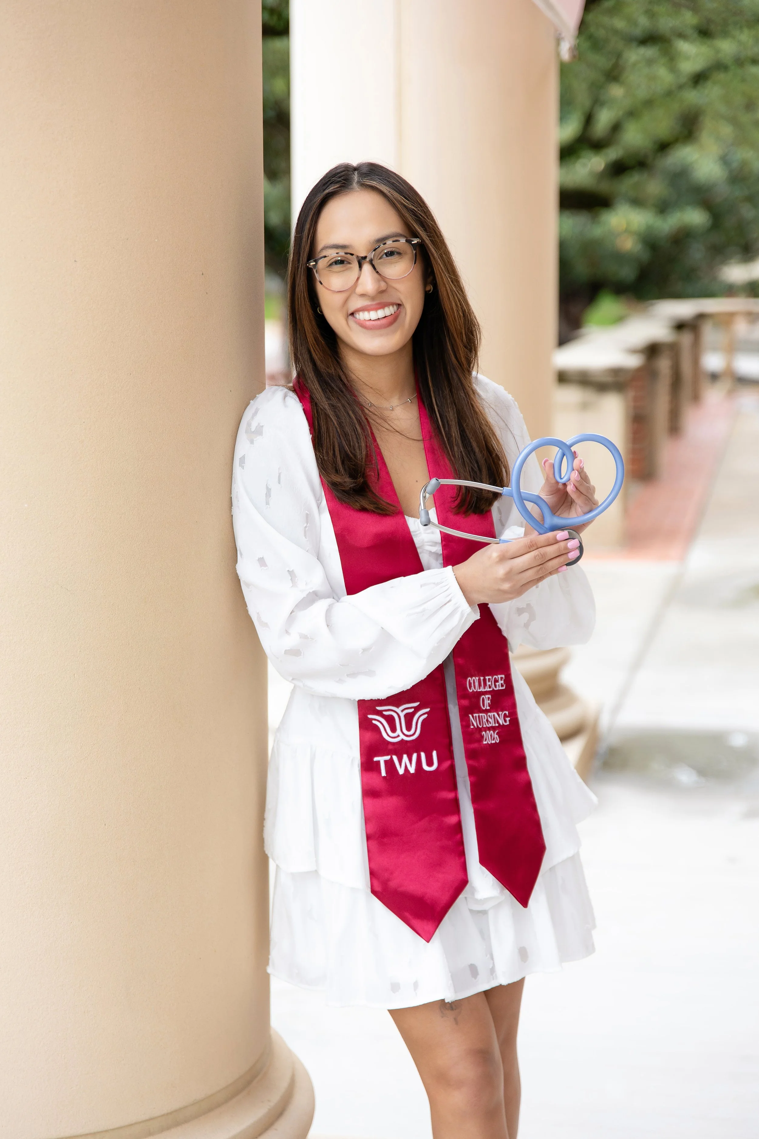 RS_Yaritza_GradSession_DFWPhotographer_TeddyGiles-13.jpg