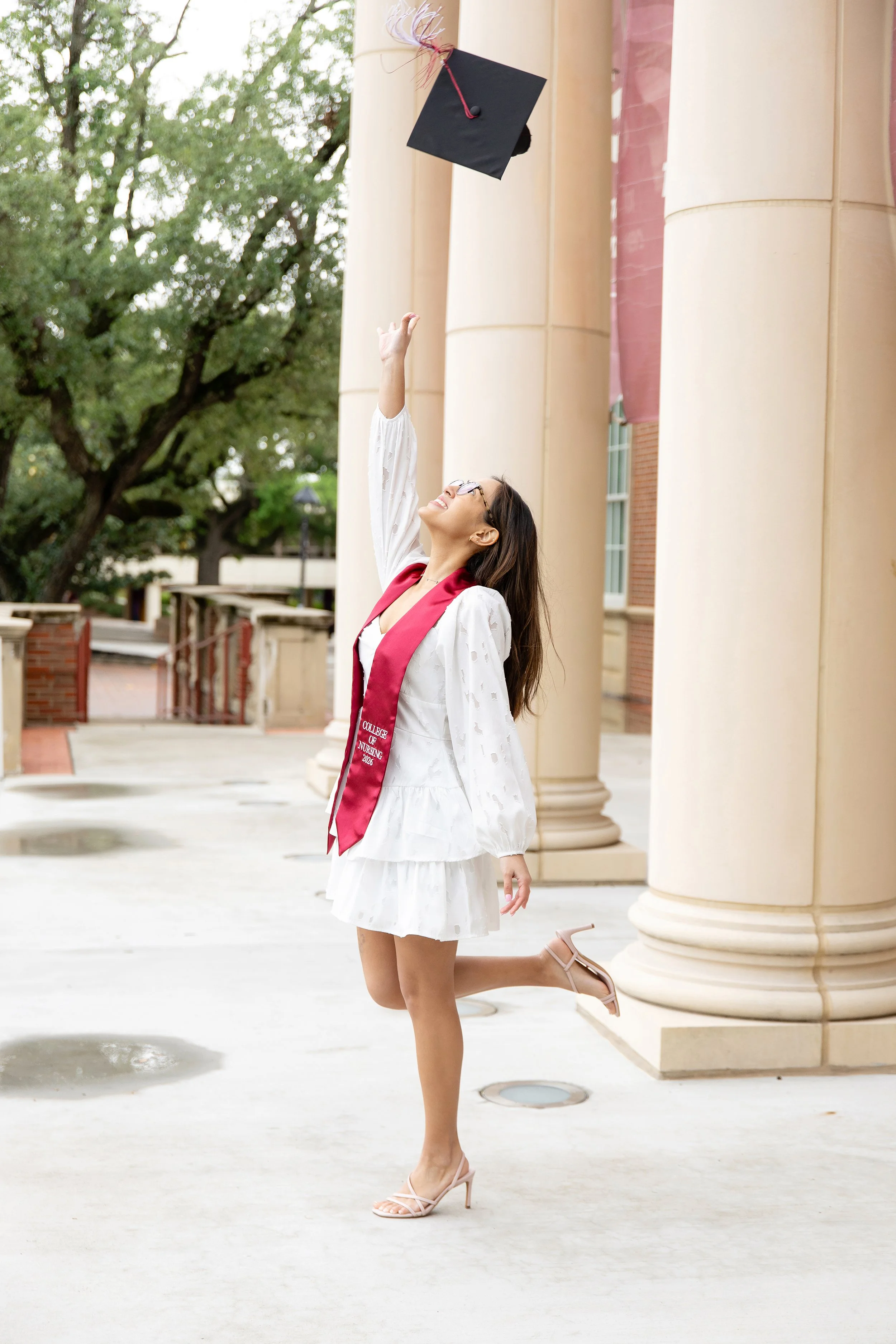 RS_Yaritza_GradSession_DFWPhotographer_TeddyGiles-19.jpg