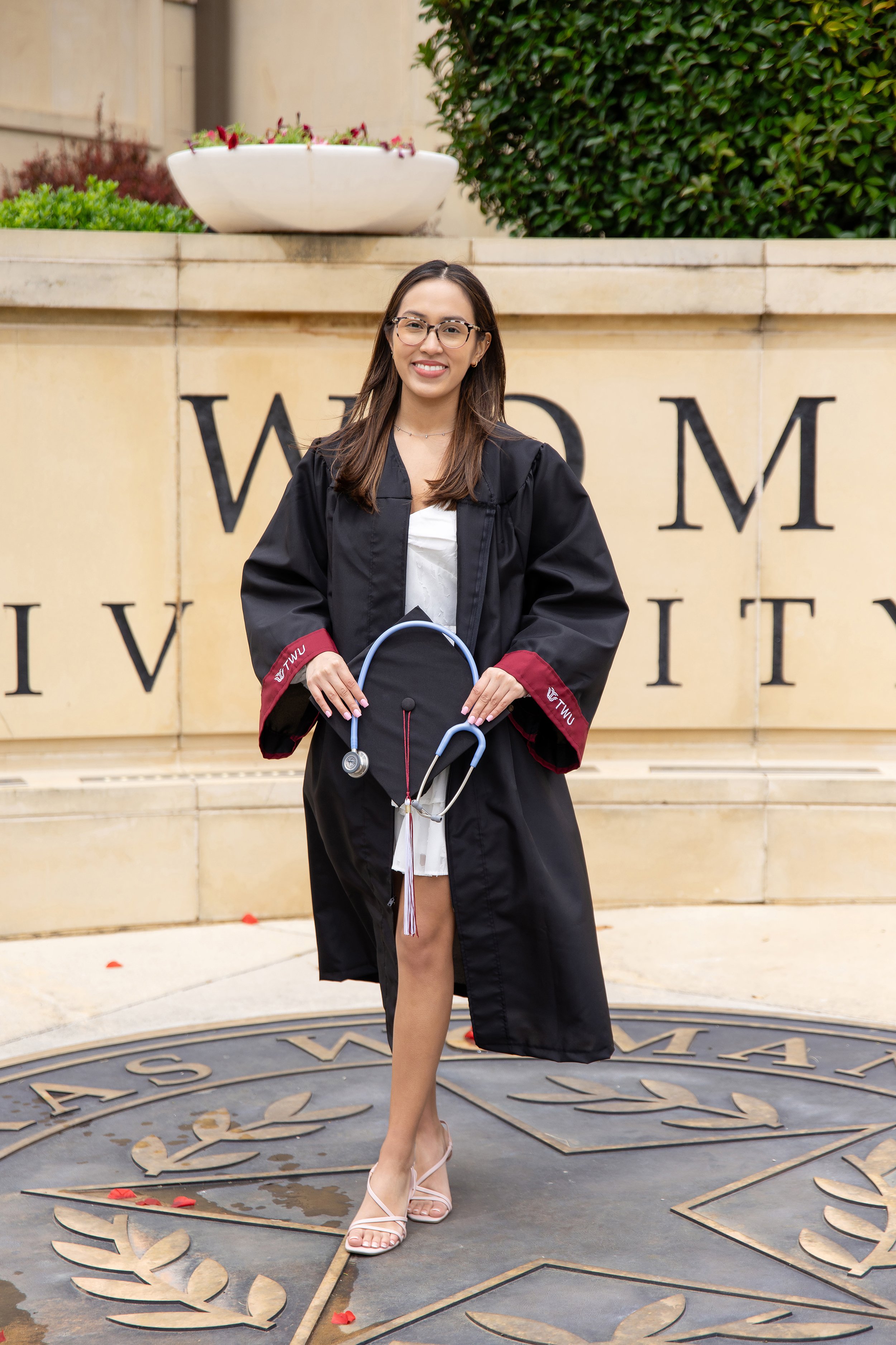 RS_Yaritza_GradSession_DFWPhotographer_TeddyGiles-26.jpg