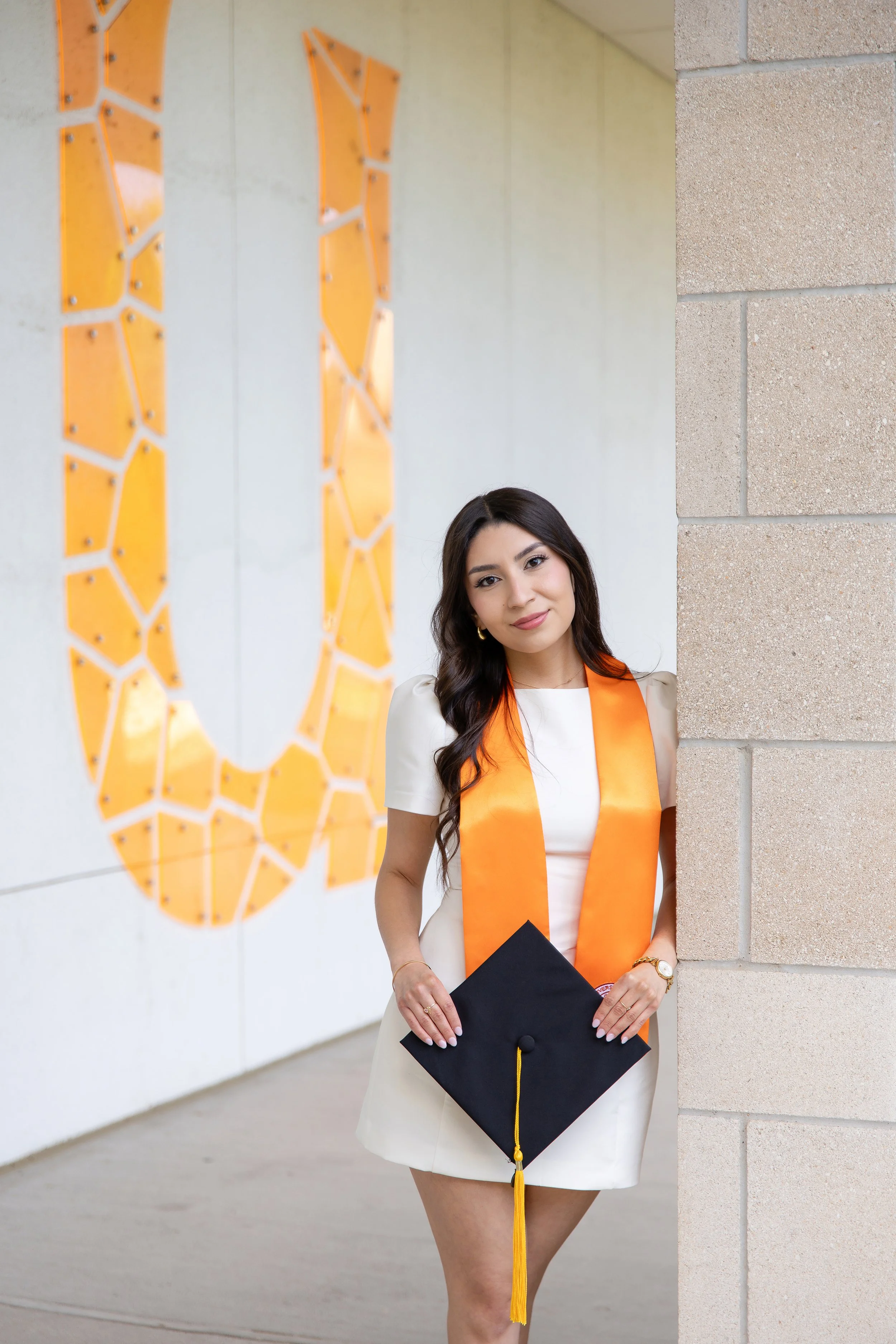 RS_Lesly_UTD_GradSession_DFWPhotographer_TeddyGiles-12.jpg